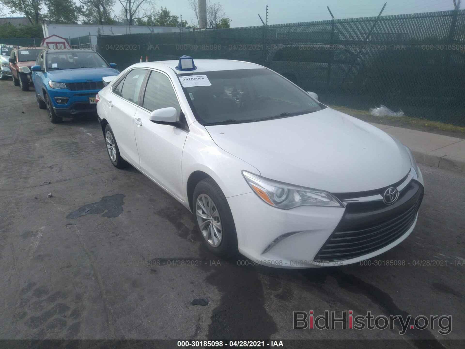 Photo 4T4BF1FK0FR497348 - TOYOTA CAMRY 2015