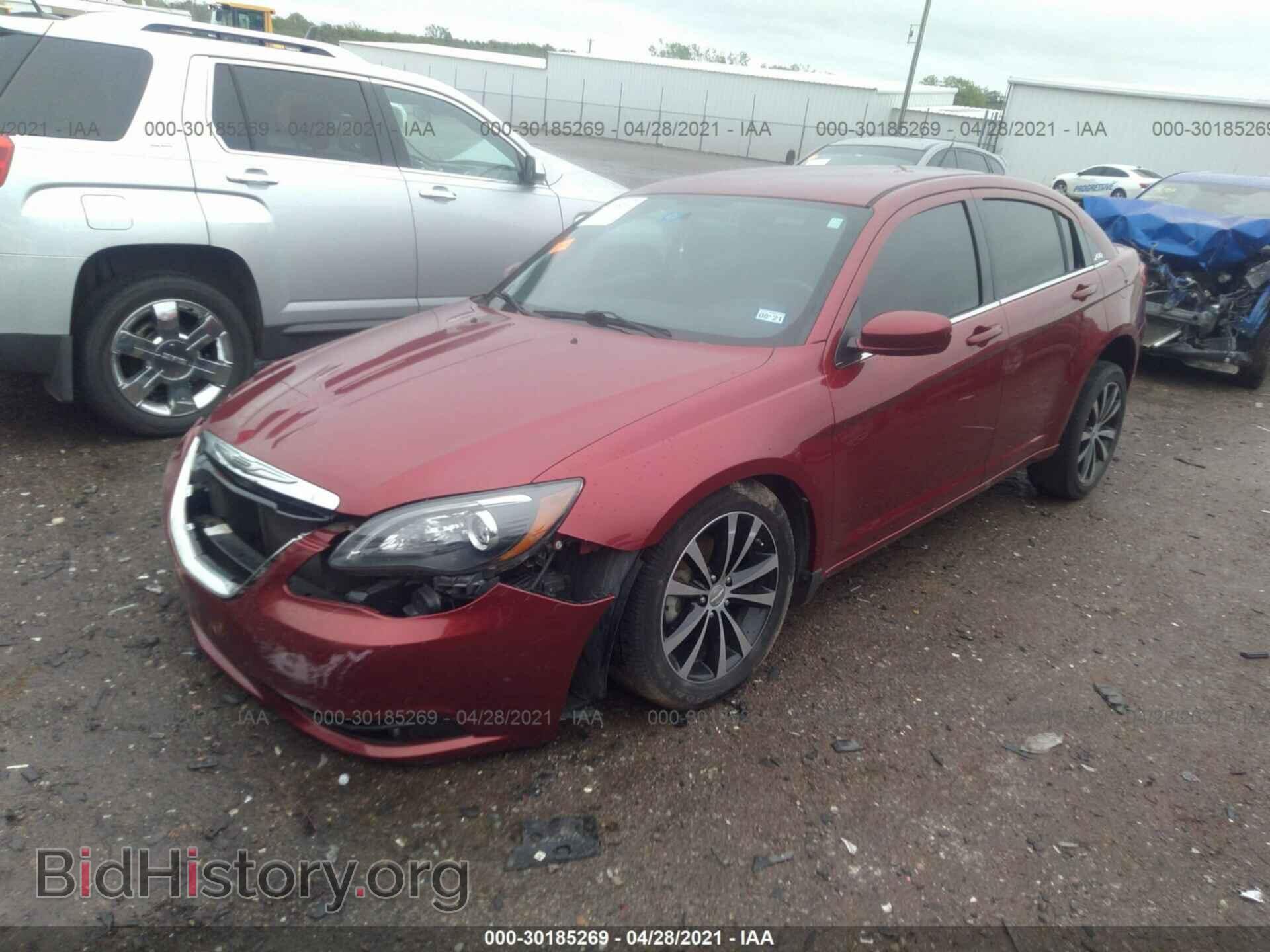 2013 CHRYSLER 200 - VIN: 1C3CCBBG9DN720162 - Фото 2