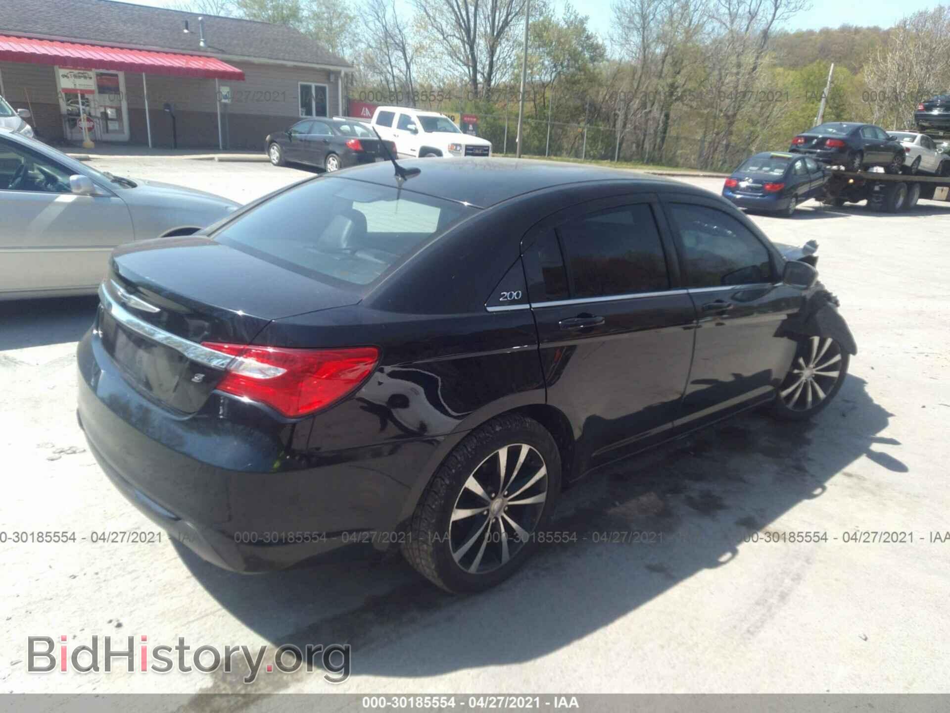 2013 CHRYSLER 200 - VIN: 1C3CCBCG2DN724049 - Photo 4