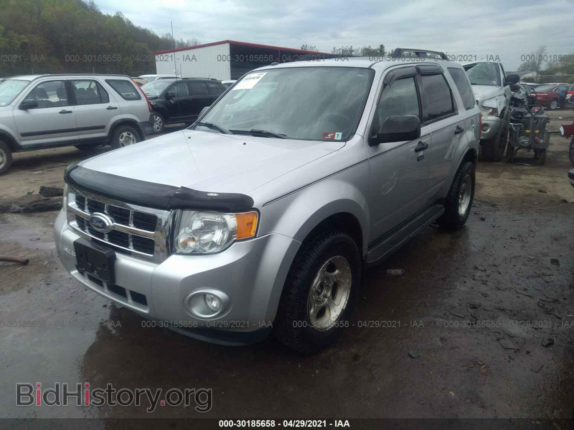 2011 FORD ESCAPE - VIN: 1FMCU9DG8BKB52009 - Фото 2