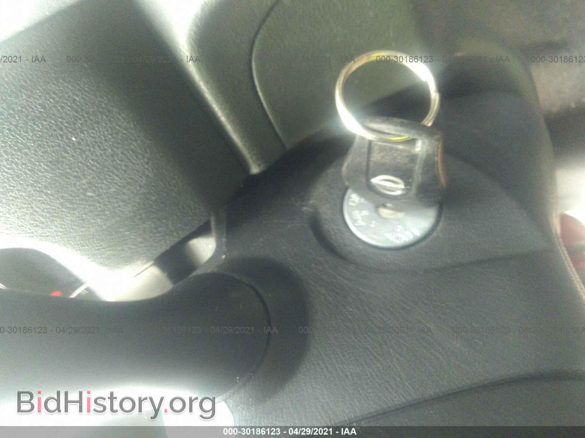 2016 NISSAN VERSA NOTE - VIN: 3N1CE2CP8GL377064 - Фото 11