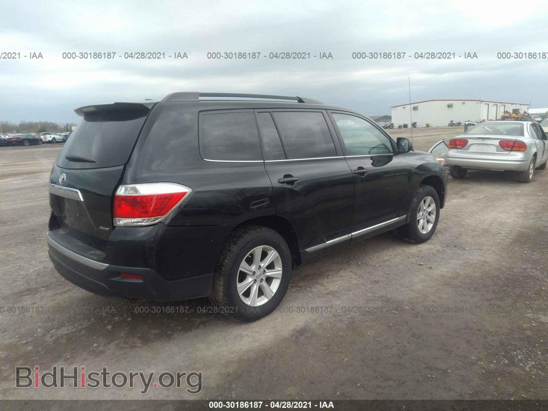 2012 TOYOTA HIGHLANDER - VIN: 5TDBK3EH7CS172482 - Фото 4
