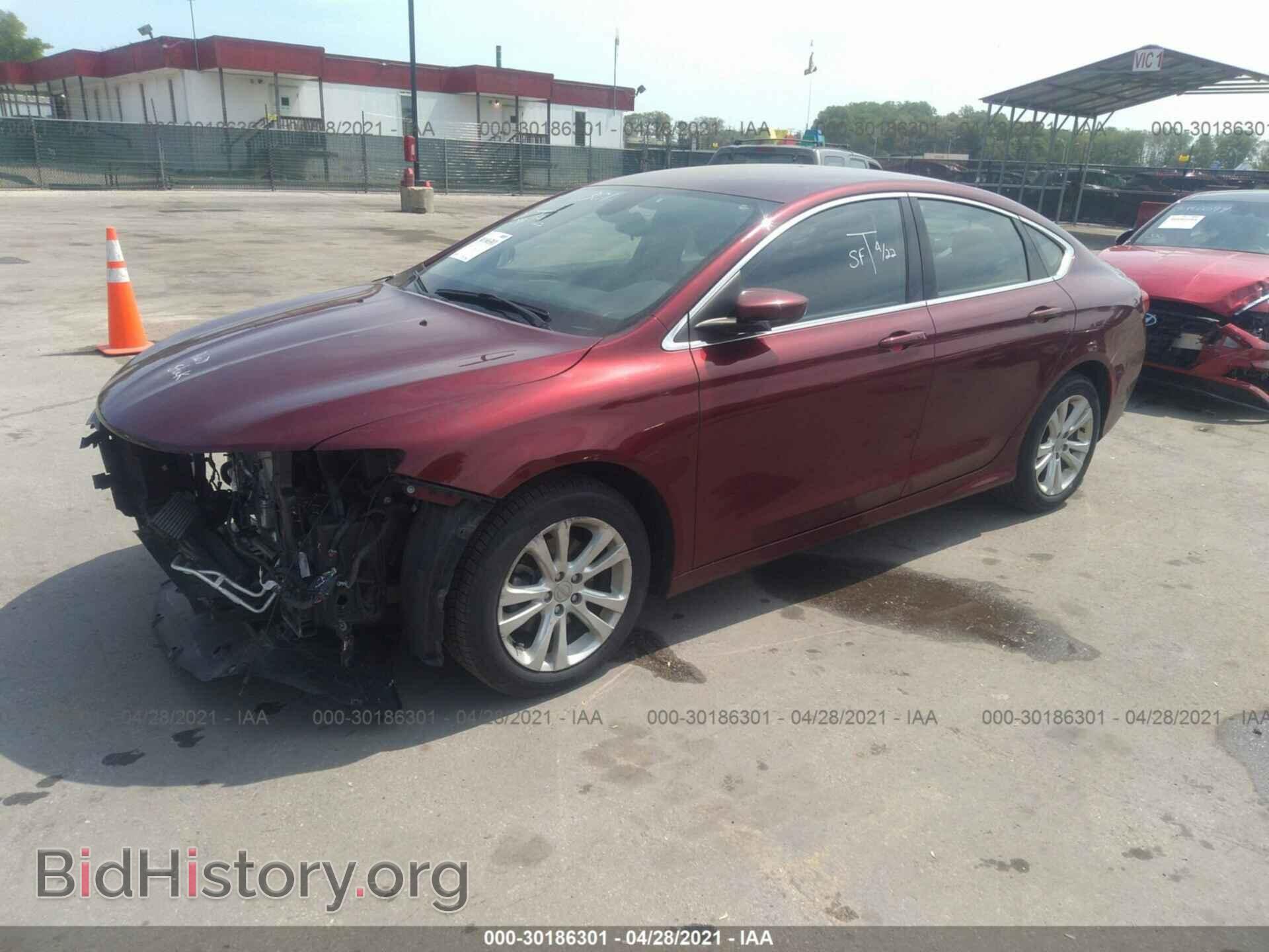 2015 CHRYSLER 200 - VIN: 1C3CCCAB0FN564379 - Фото 2