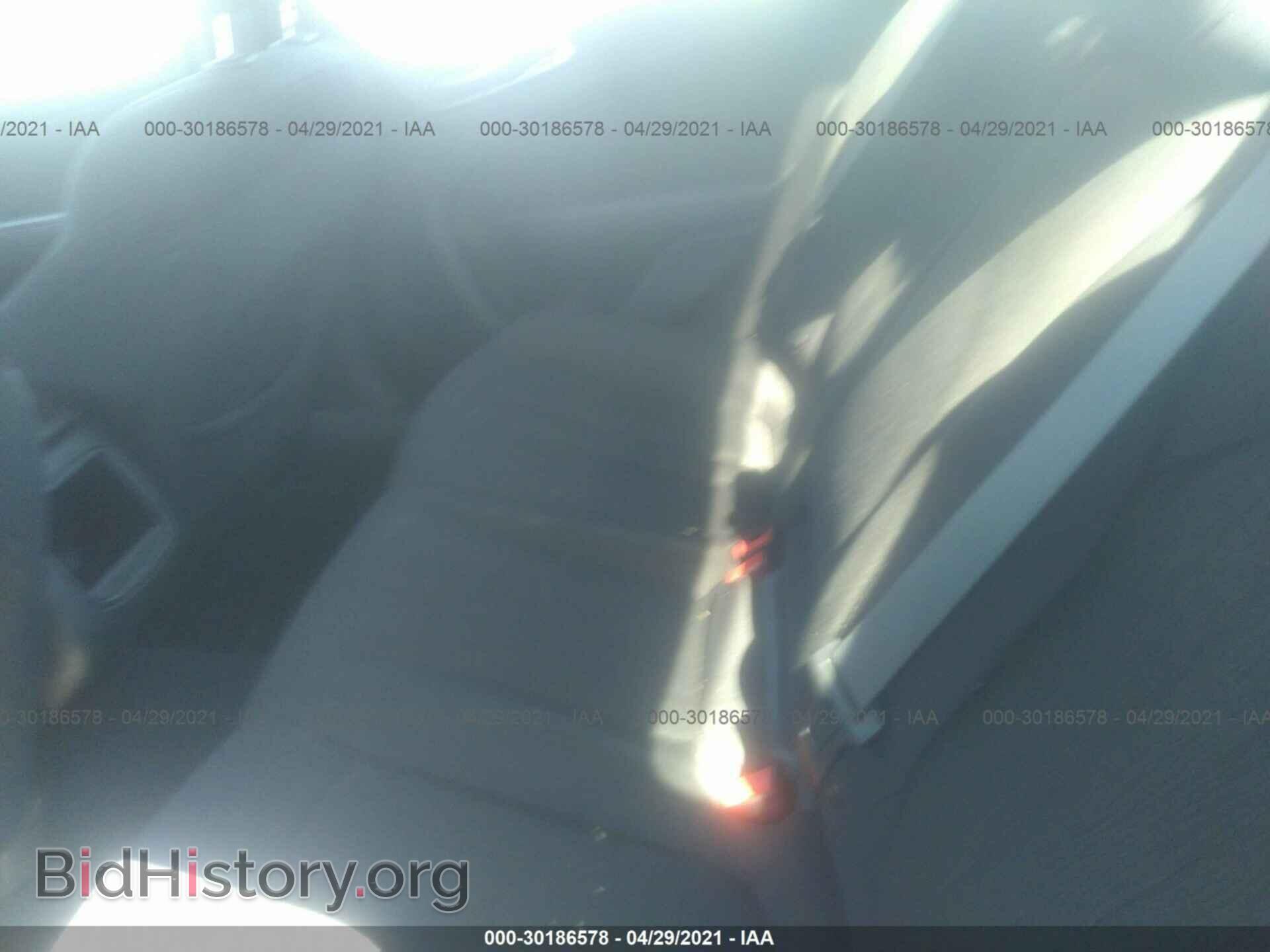 2015 CHRYSLER 200 - VIN: 1C3CCCAB3FN740941 - Фото 8