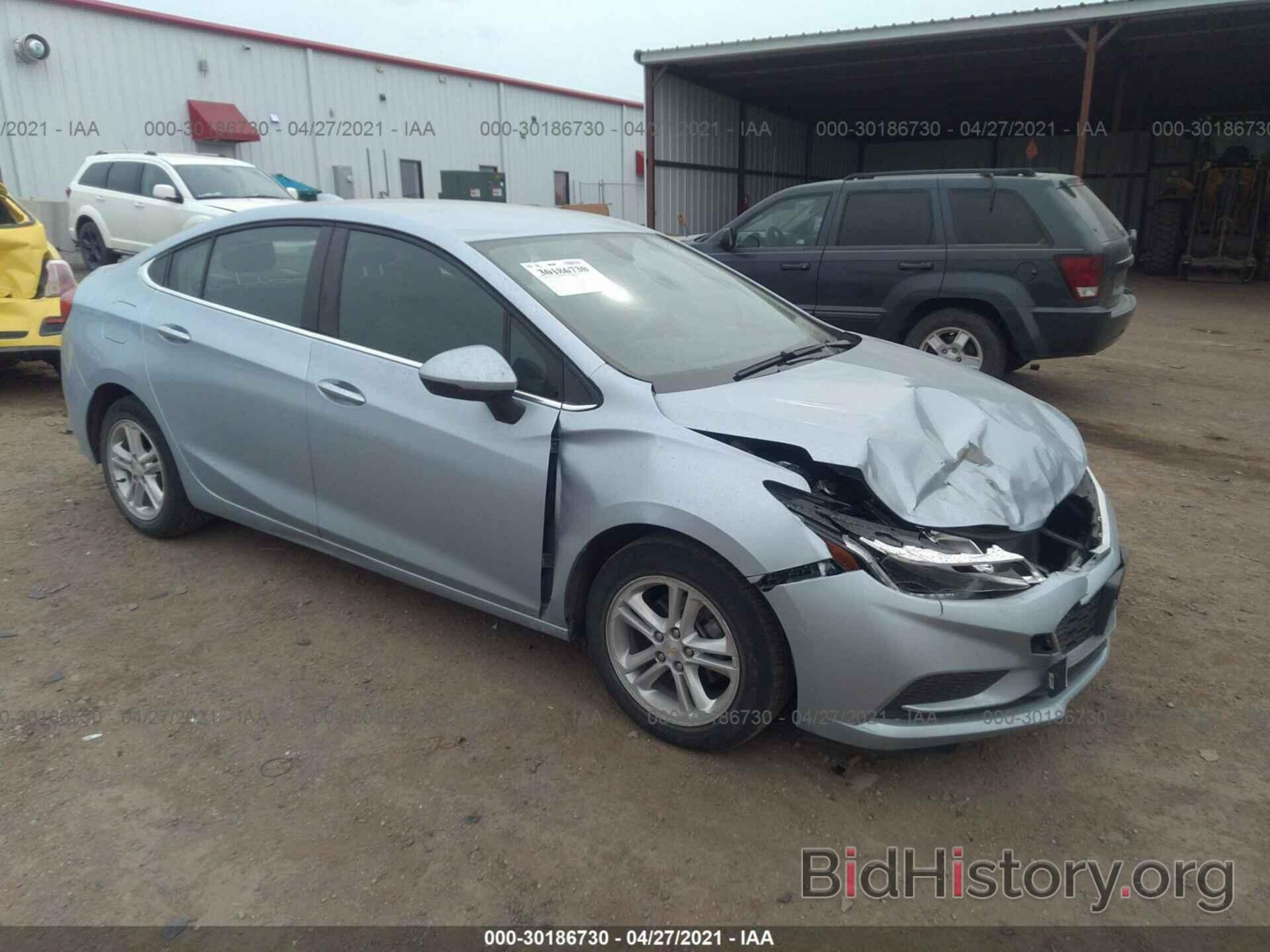 Photo 1G1BE5SM3J7147342 - CHEVROLET CRUZE 2018