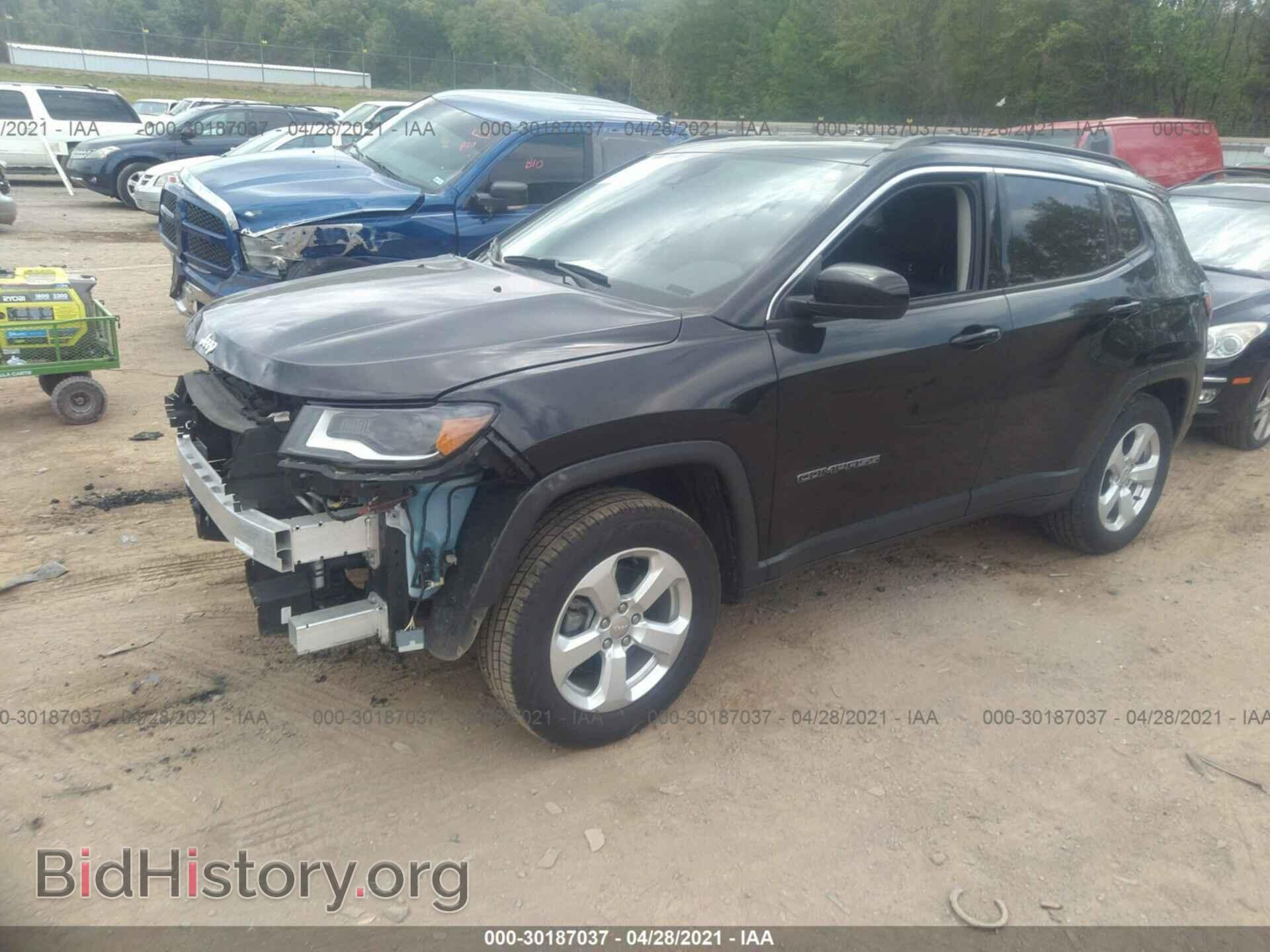2018 JEEP COMPASS - VIN: 3C4NJDBB2JT372193 - Photo 2