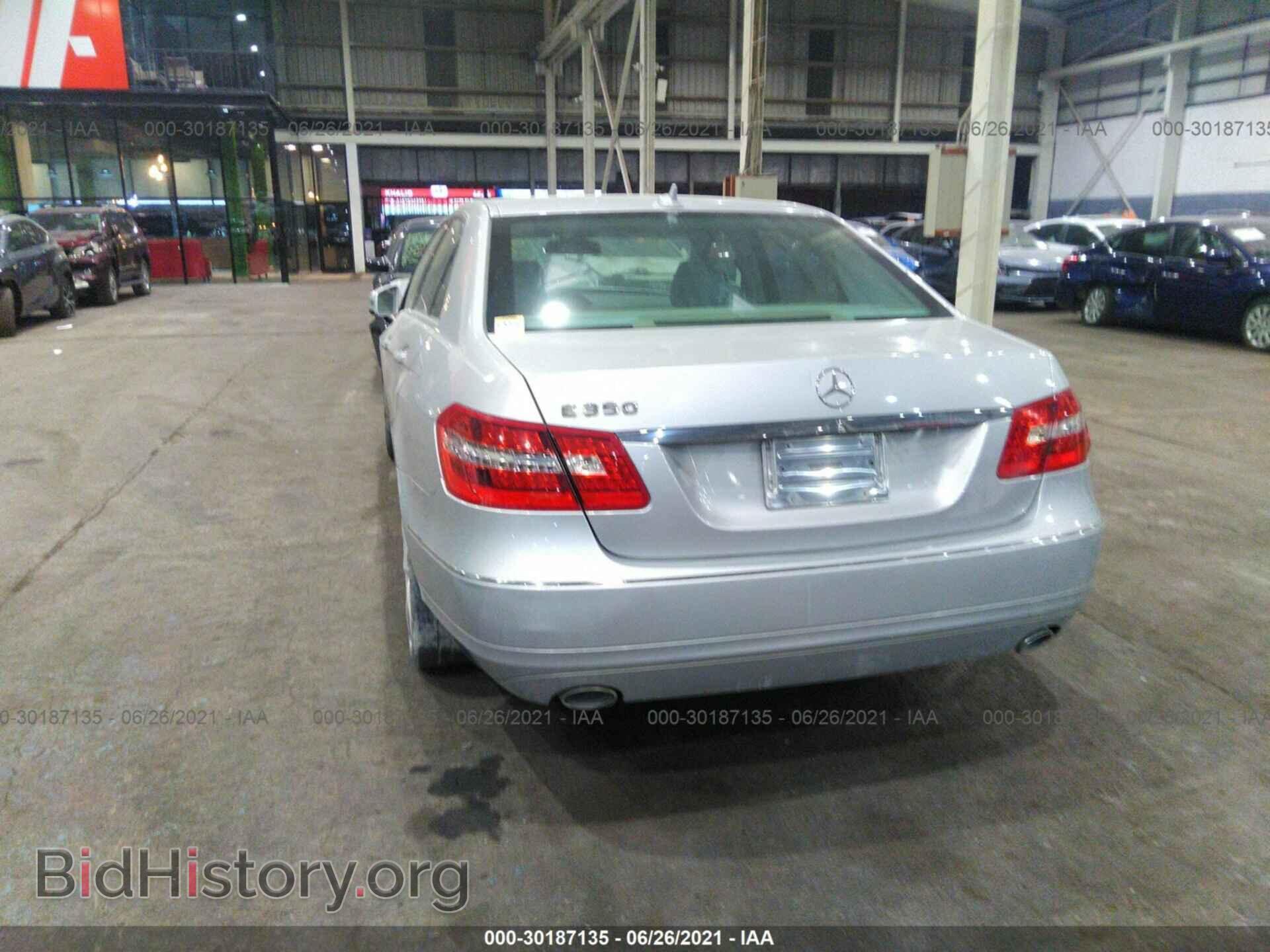 2011 MERCEDES-BENZ E-CLASS - VIN: WDDHF5GB2BA398398 - Фото 3