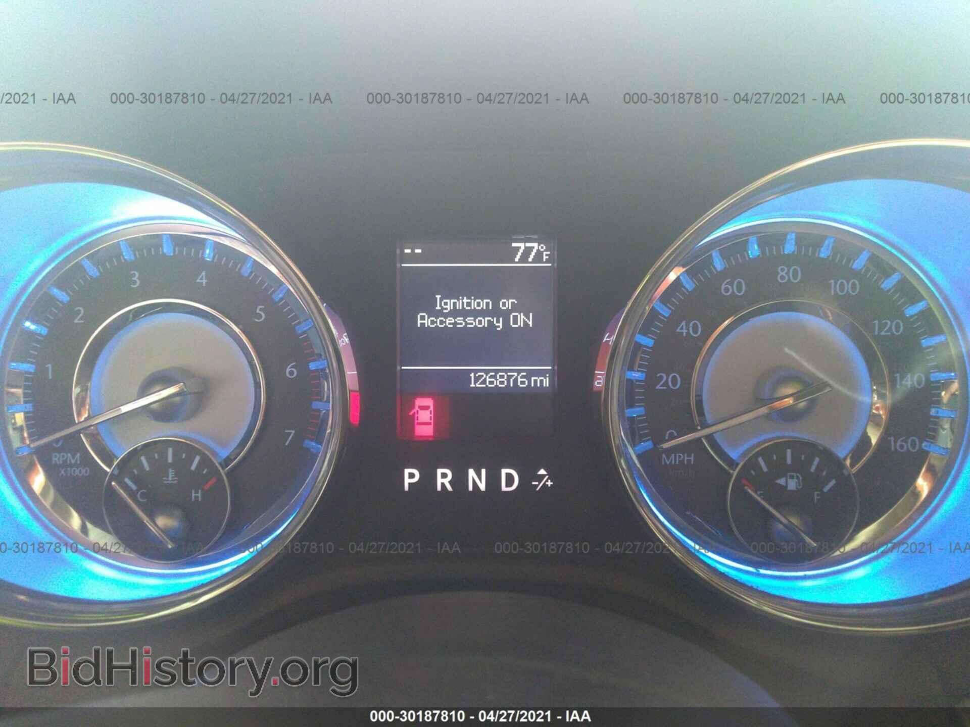 2011 CHRYSLER 300 - VIN: 2C3CA6CT7BH529323 - Фото 7