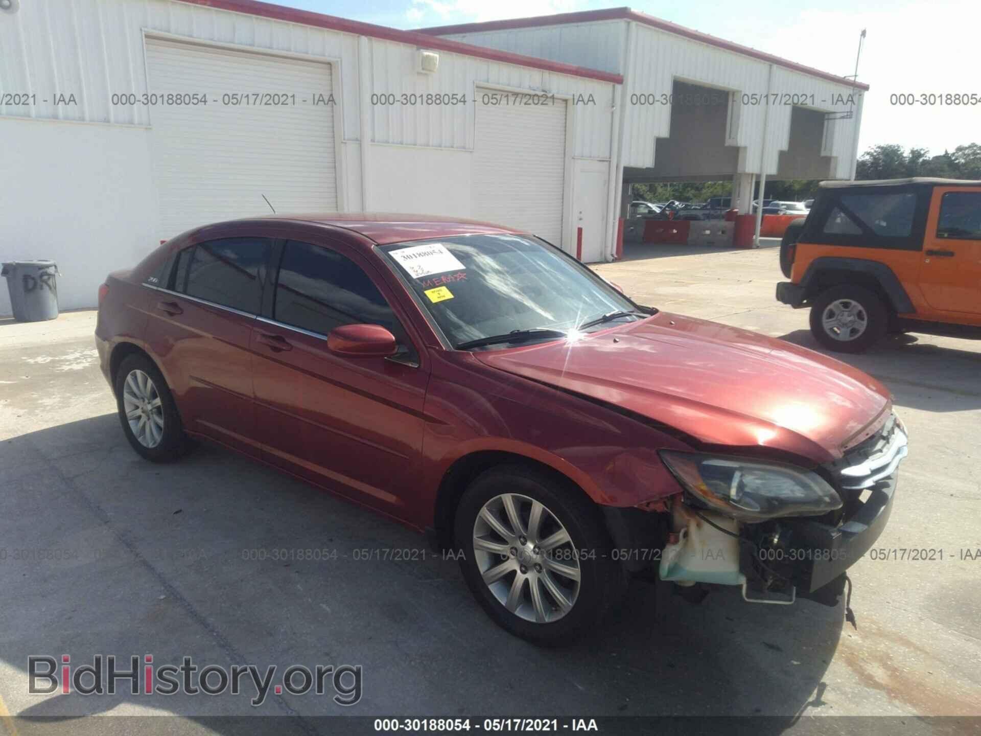 Photo 1C3CCBBB2DN732920 - CHRYSLER 200 2013