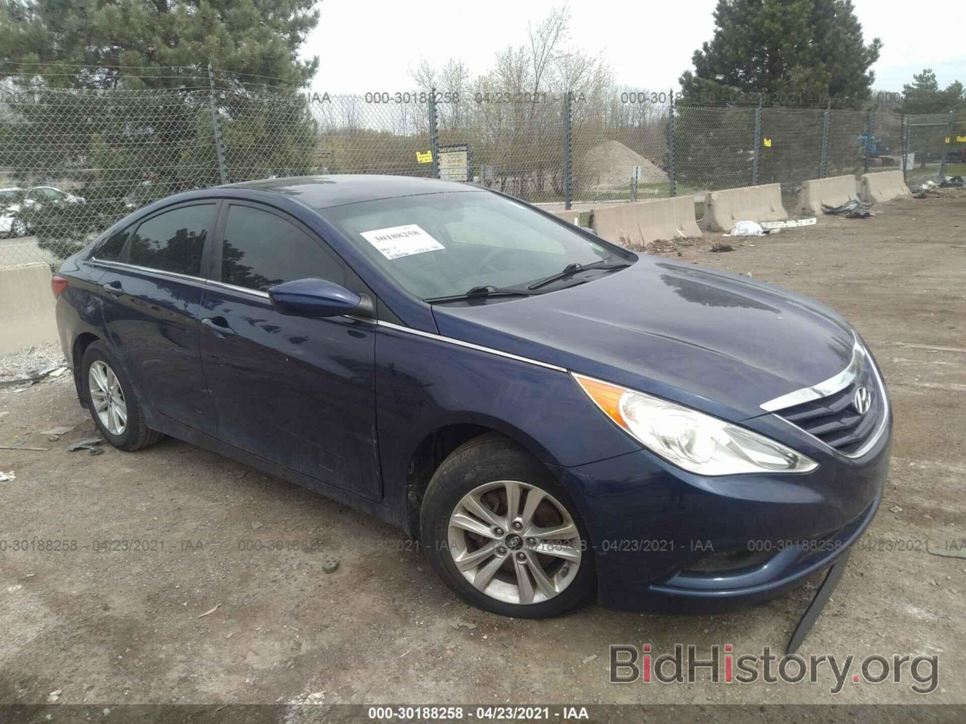 Photo 5NPEB4AC2BH268019 - HYUNDAI SONATA 2011