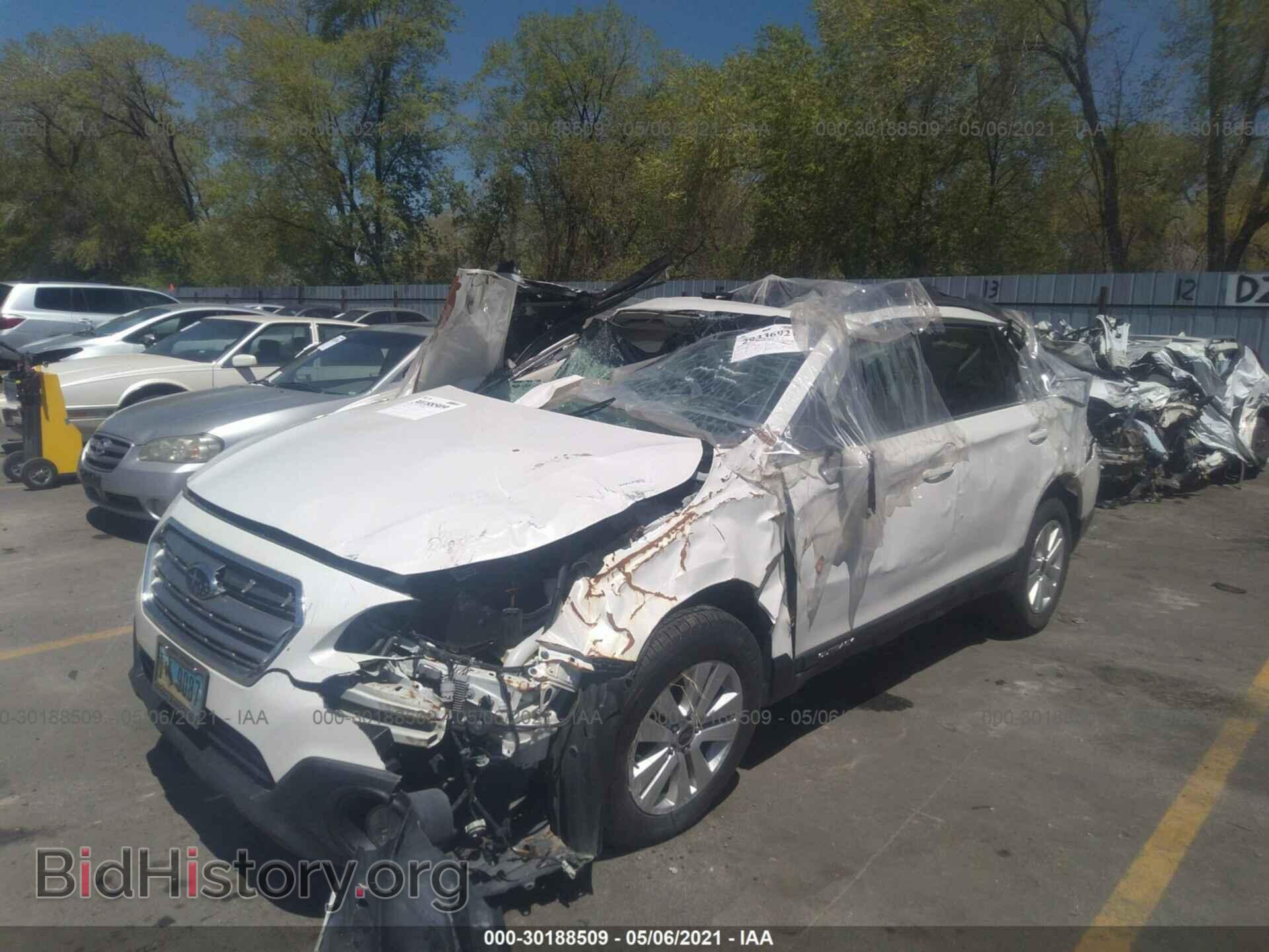 2017 SUBARU OUTBACK - VIN: 4S4BSADCXH3254785 - Фото 2