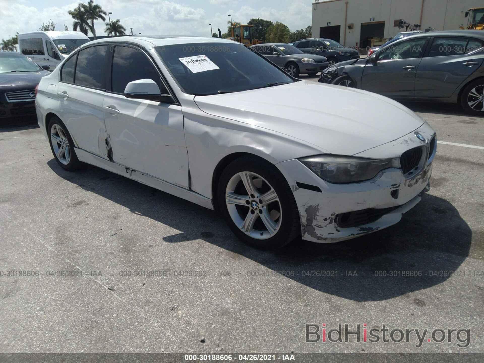 Photo WBA3A5C50DJ462117 - BMW 3 SERIES 2013