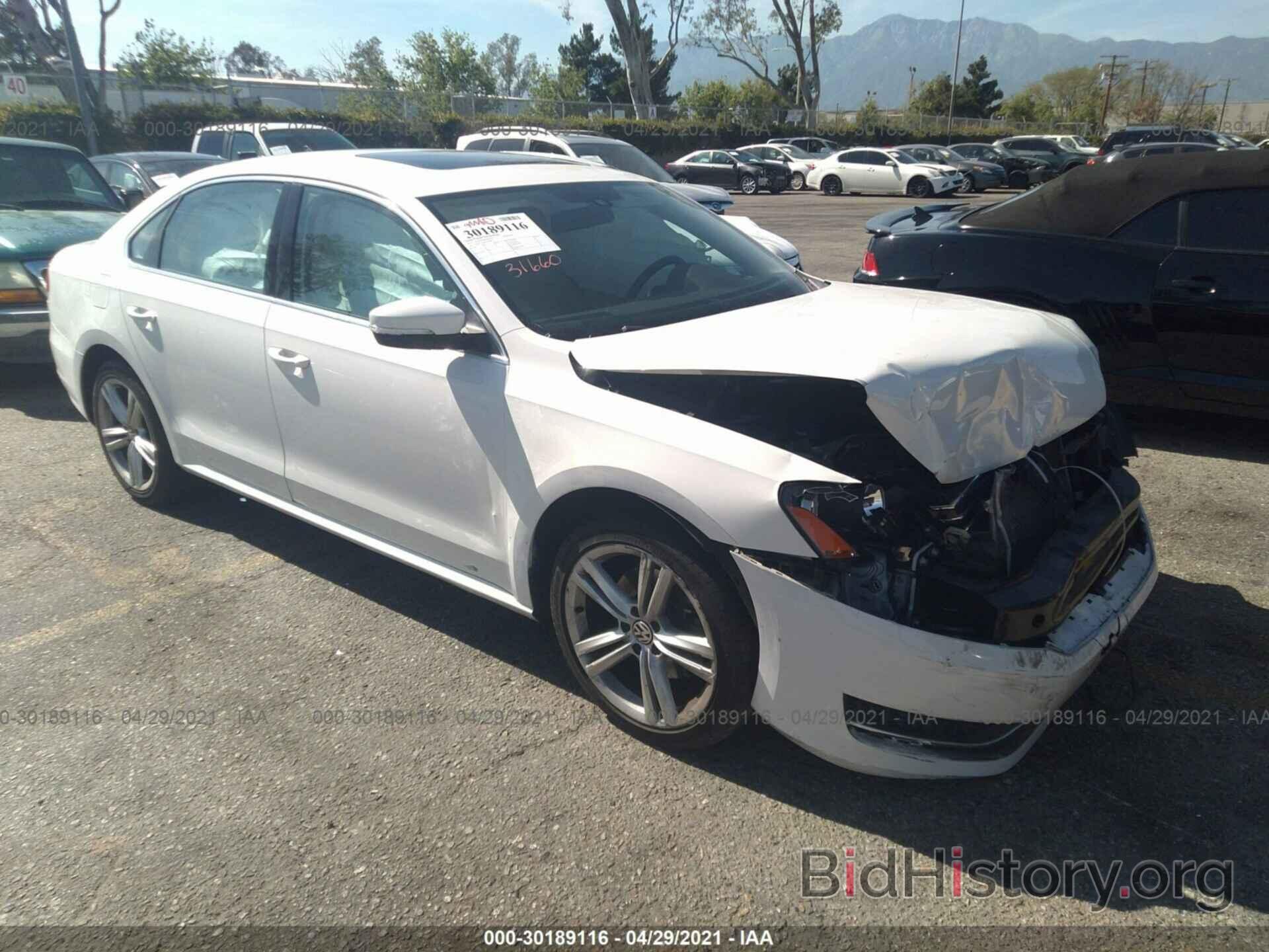 Photo 1VWBV7A30FC037064 - VOLKSWAGEN PASSAT 2015