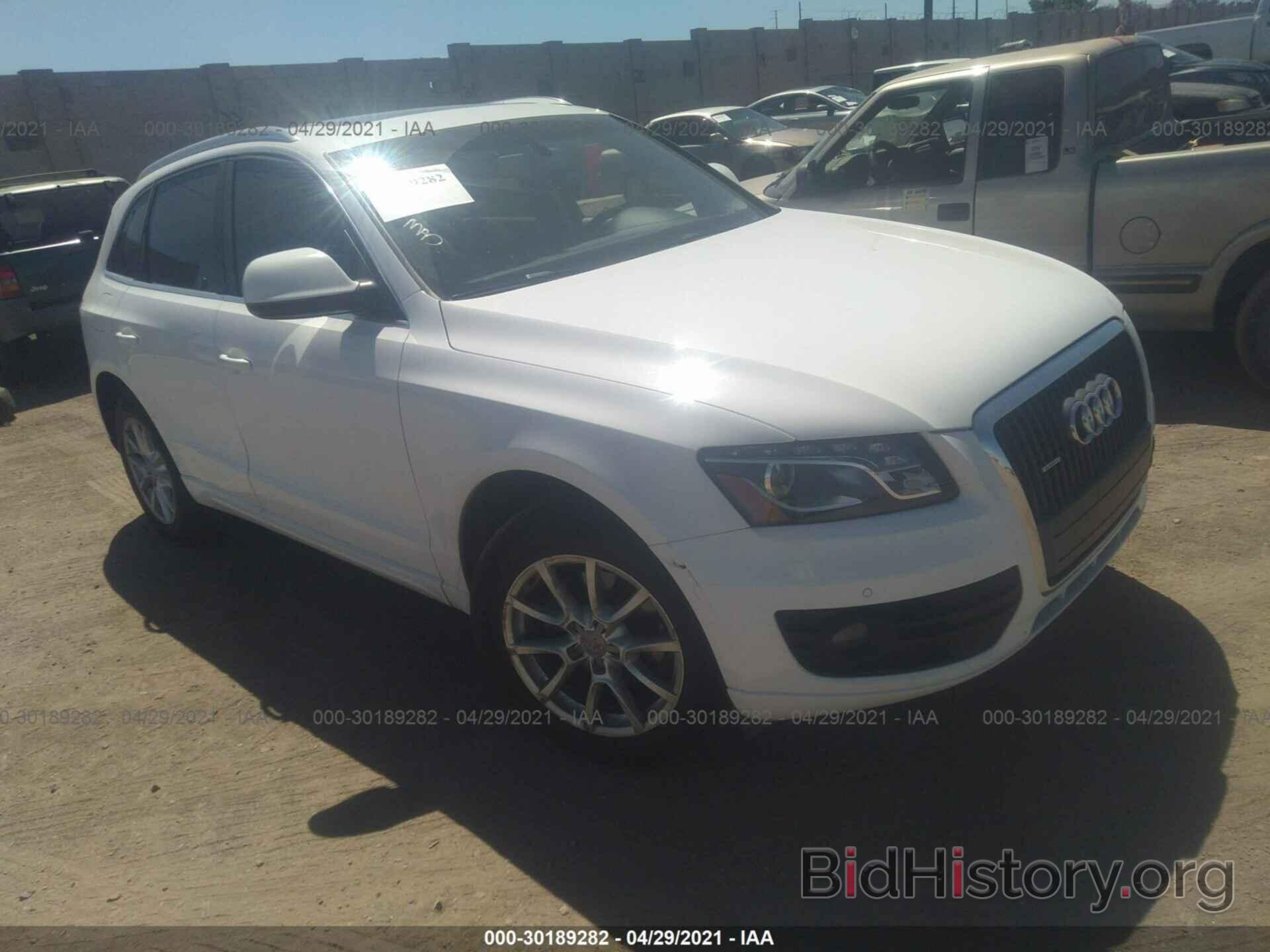 Photo WA1LFAFP0BA026126 - AUDI Q5 2011