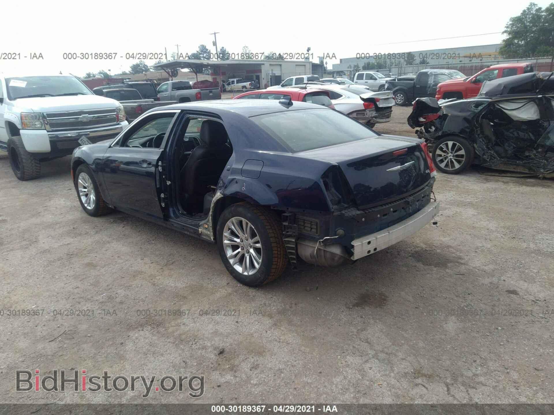 2017 CHRYSLER 300 - VIN: 2C3CCAEG6HH565266 - Фото 3