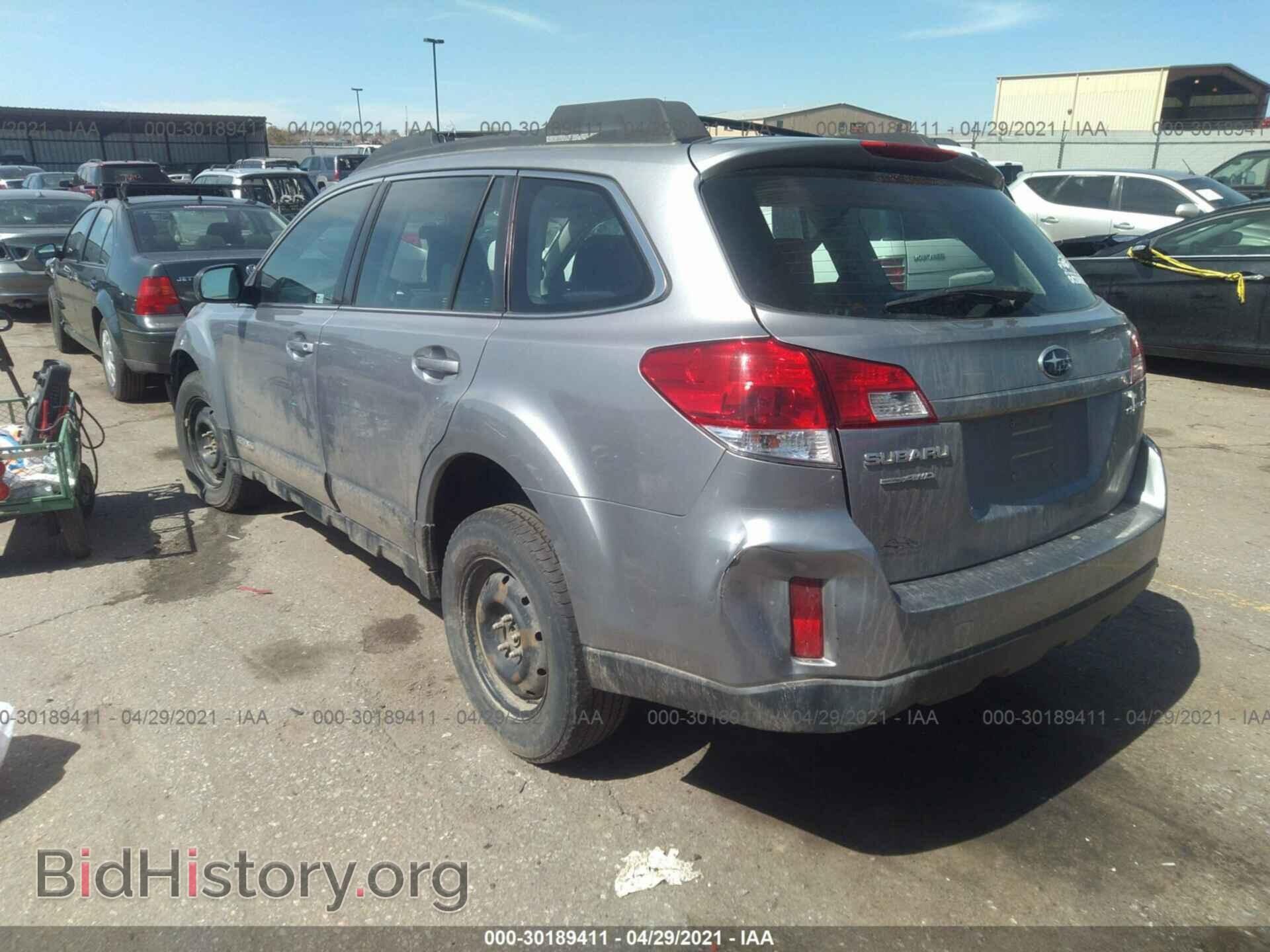 2011 SUBARU OUTBACK - VIN: 4S4BRCAC8B3437136 - Photo 3