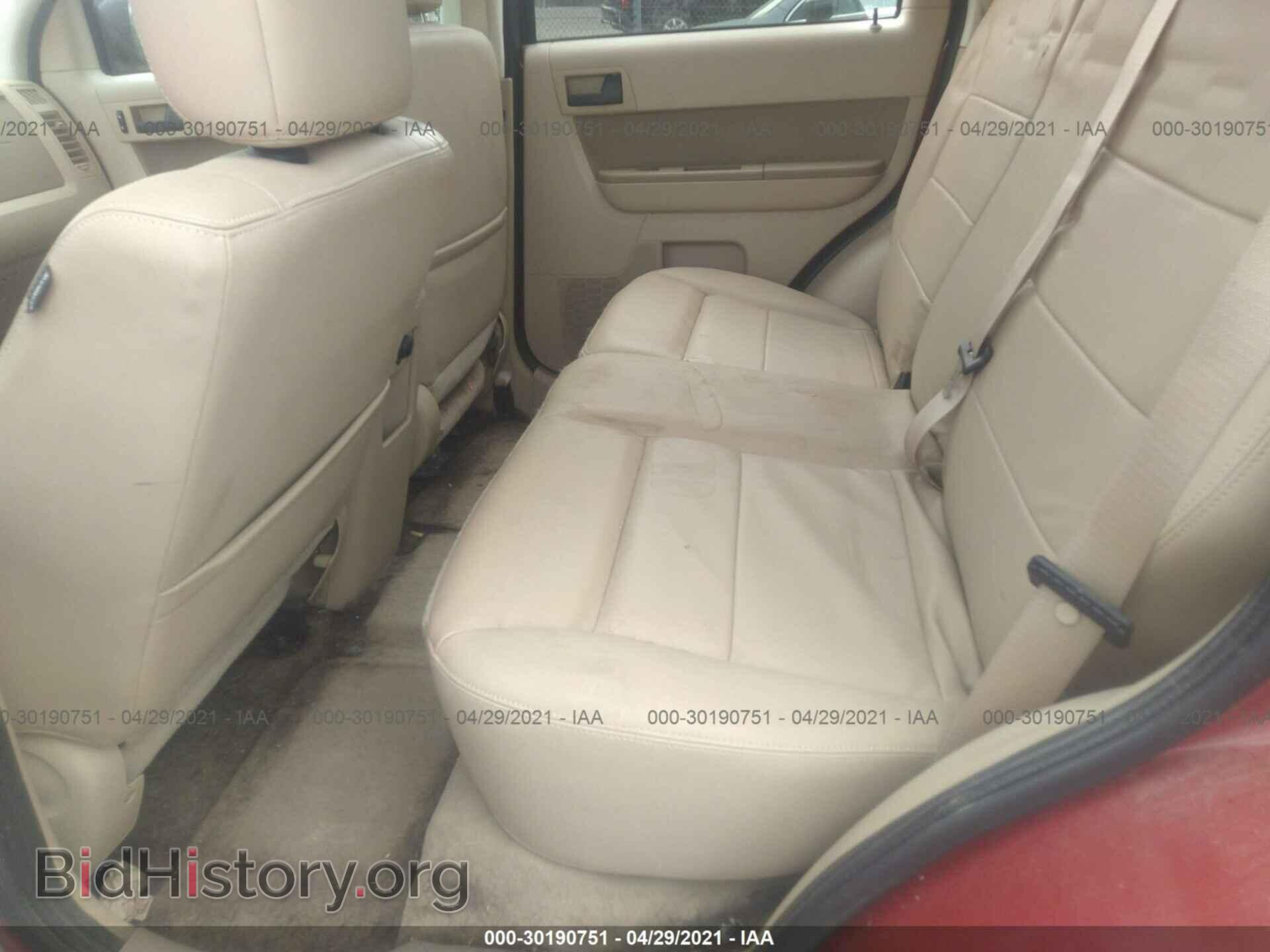2011 FORD ESCAPE - VIN: 1FMCU0DG9BKA19786 - Фото 8