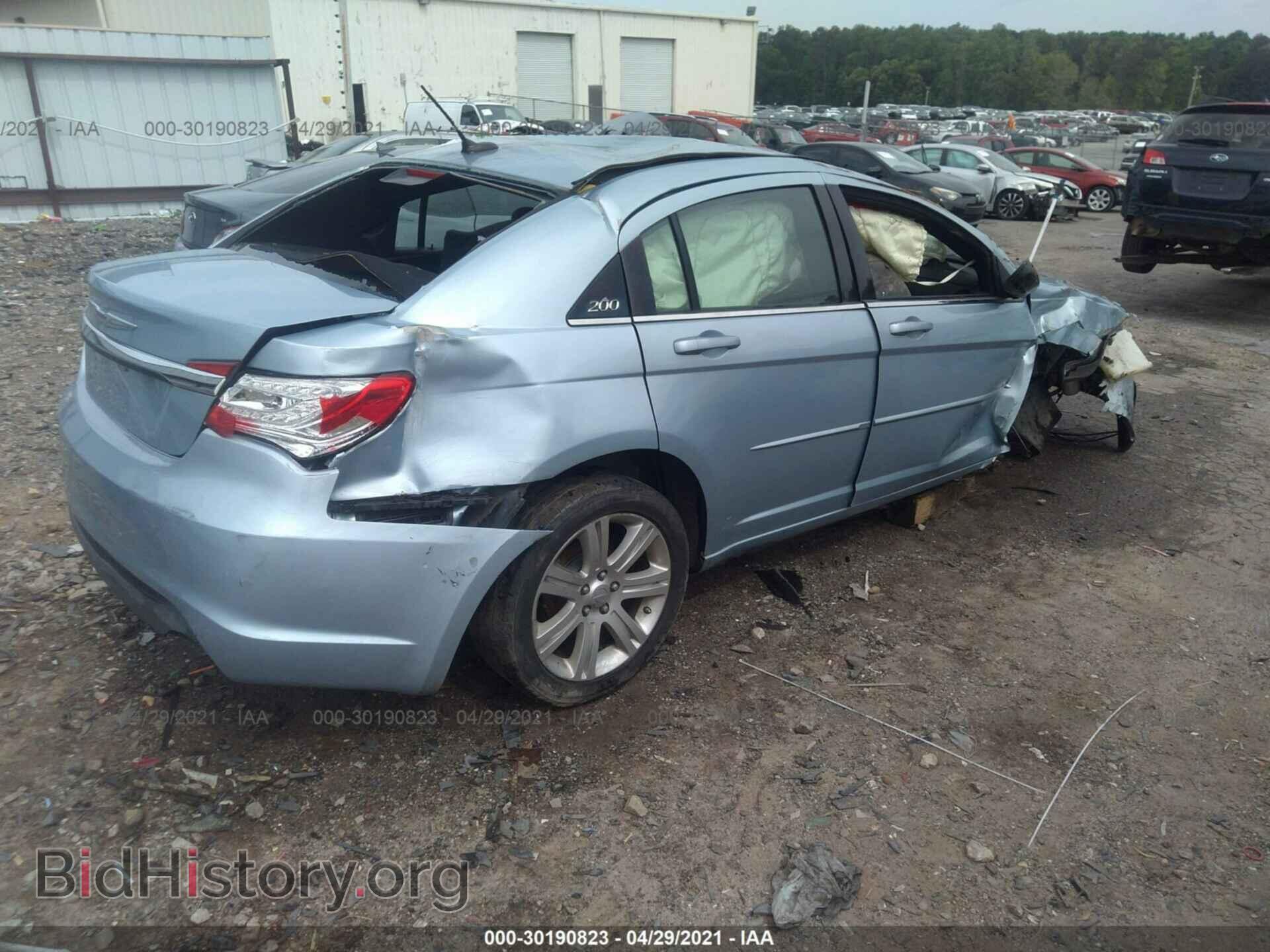 2012 CHRYSLER 200 - VIN: 1C3CCBAB9CN244791 - Photo 4