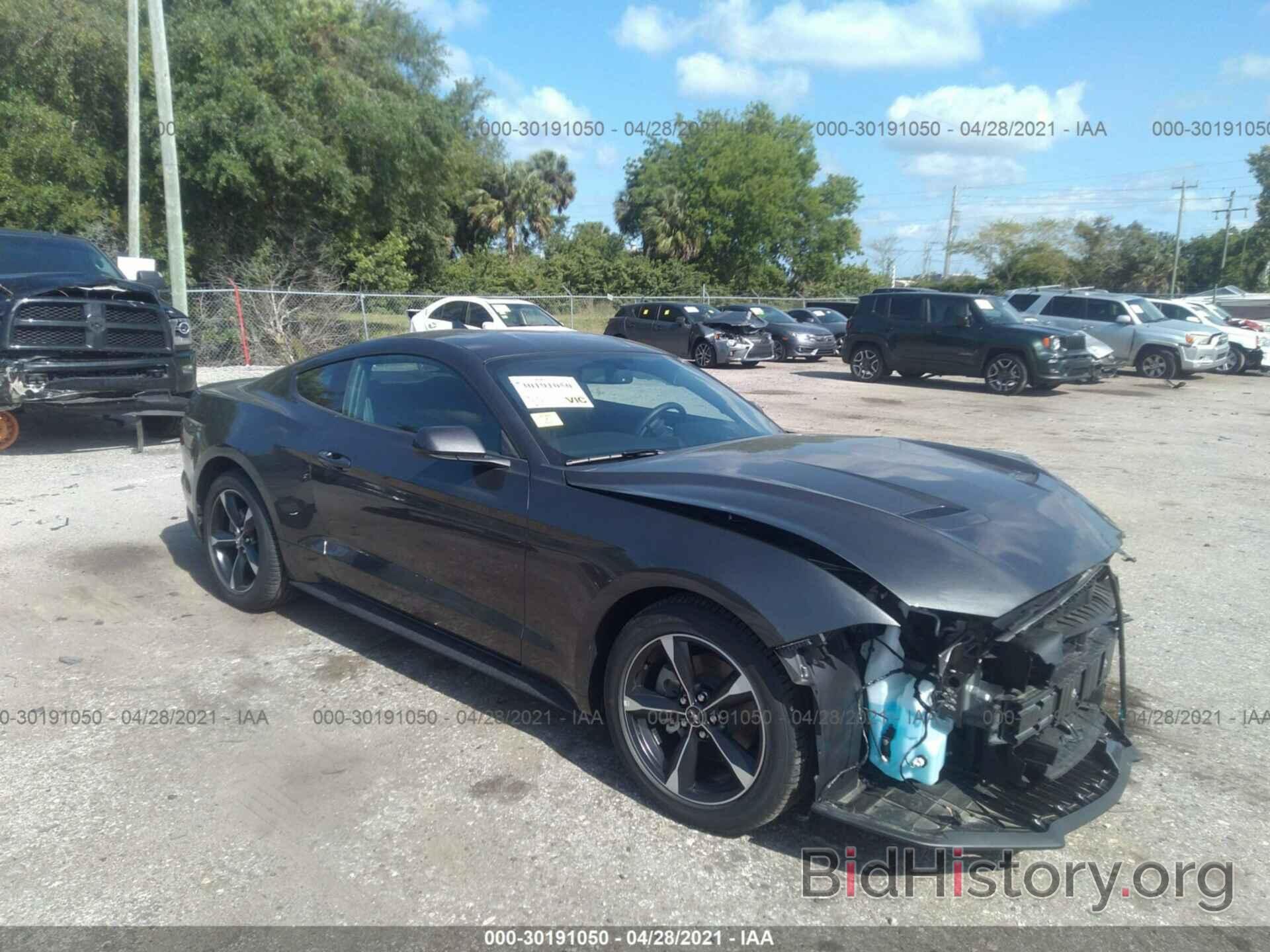 Photo 1FA6P8TH2L5161971 - FORD MUSTANG 2020