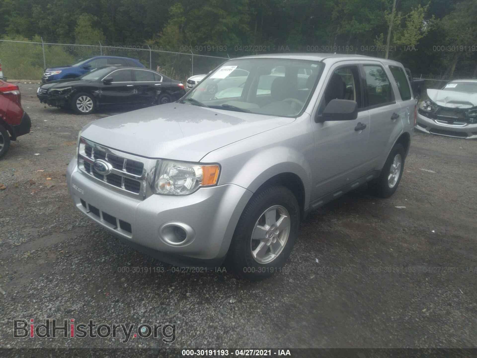 2012 FORD ESCAPE - VIN: 1FMCU0C70CKB09797 - Фото 2