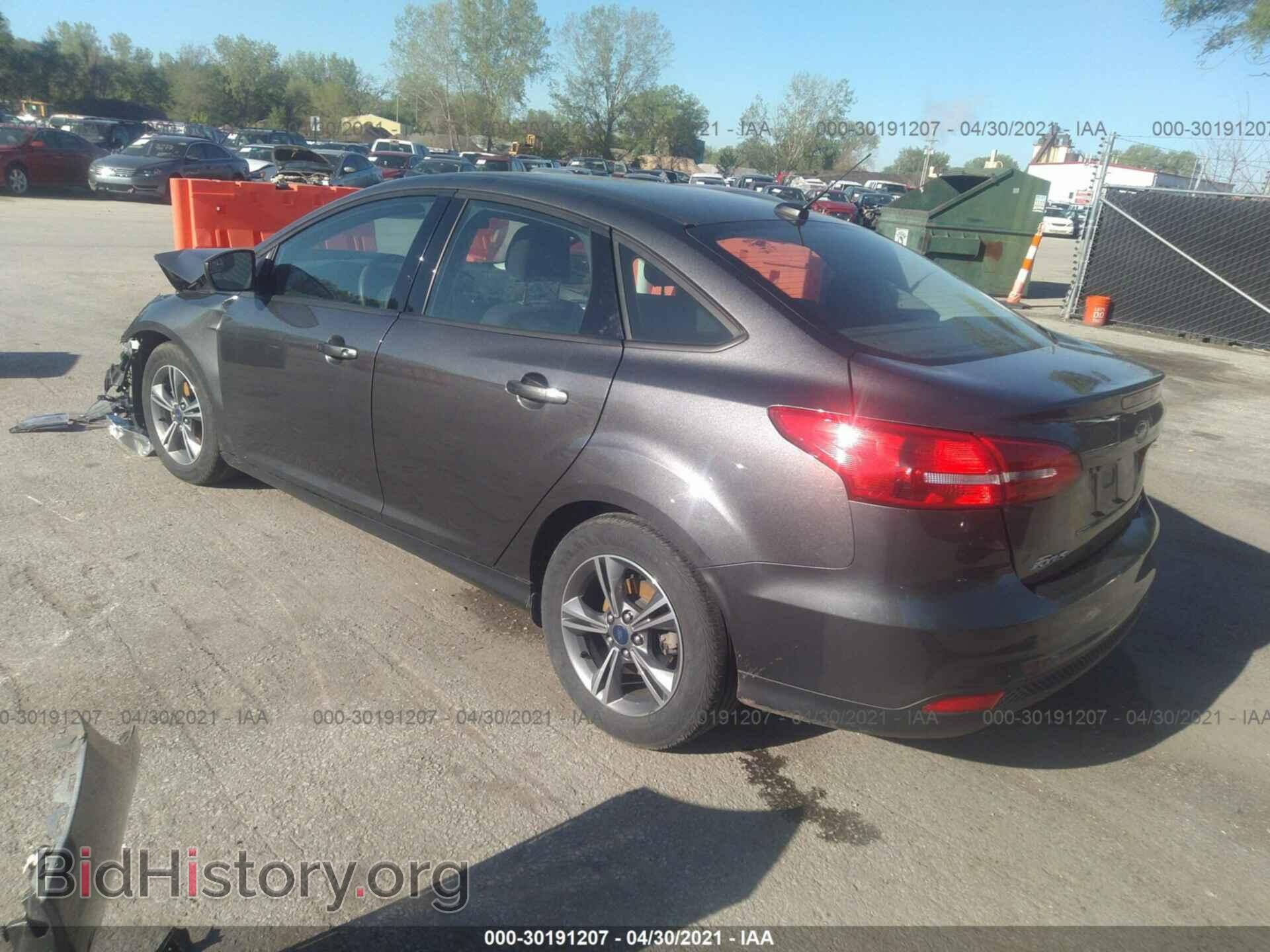 2018 FORD FOCUS - VIN: 1FADP3FE7JL277994 - Фото 3