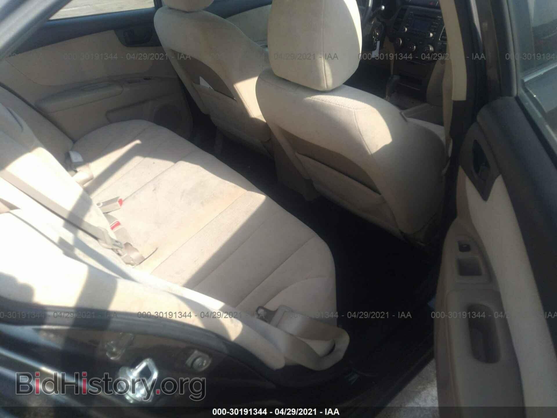 2009 KIA OPTIMA - VIN: KNAGE228495312494 - Фото 8