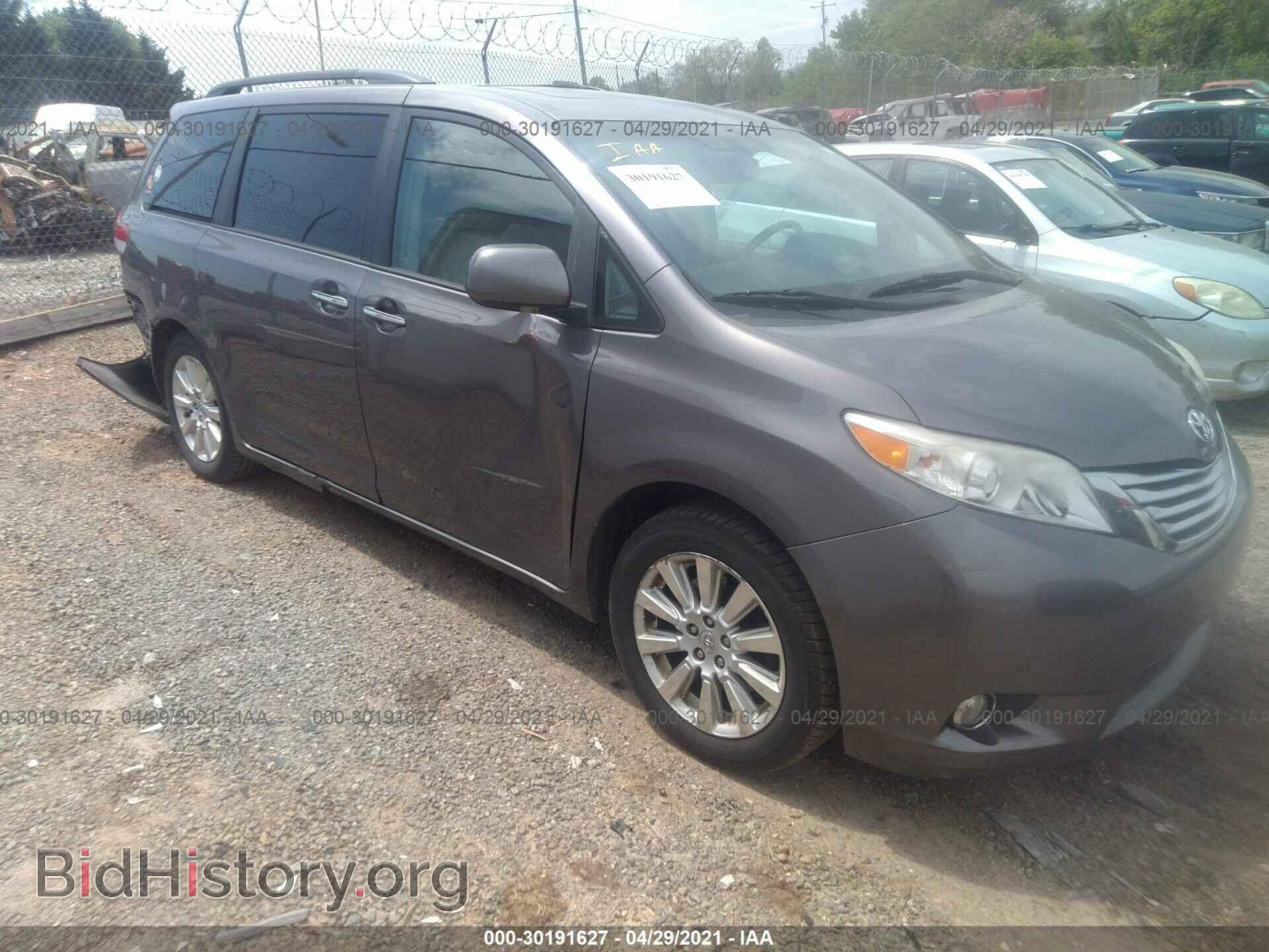 Фотография 5TDDK3DC2BS001152 - TOYOTA SIENNA 2011