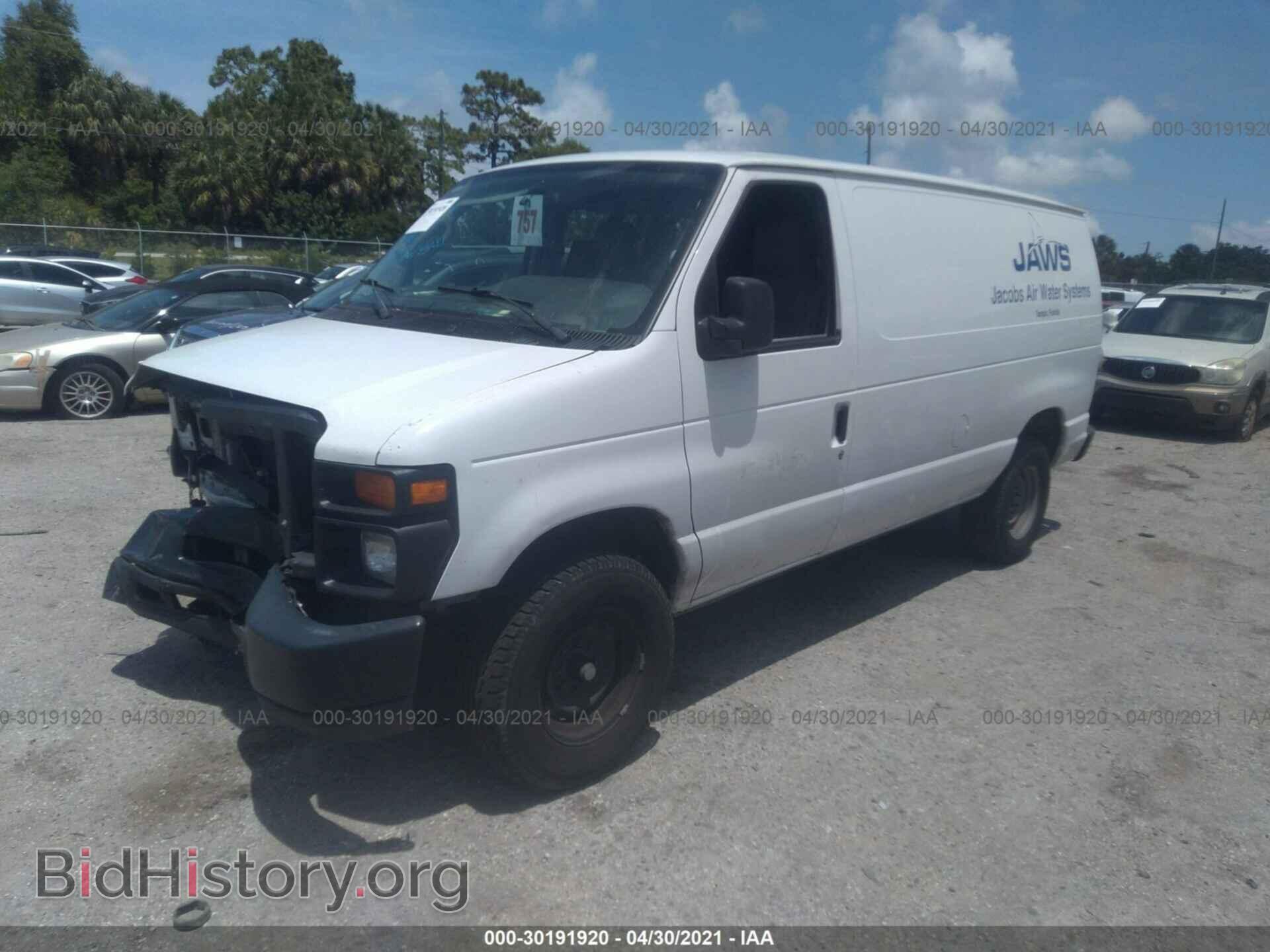 2010 FORD ECONOLINE CARGO VAN - VIN: 1FTNE2EW4ADA23680 - Фото 2