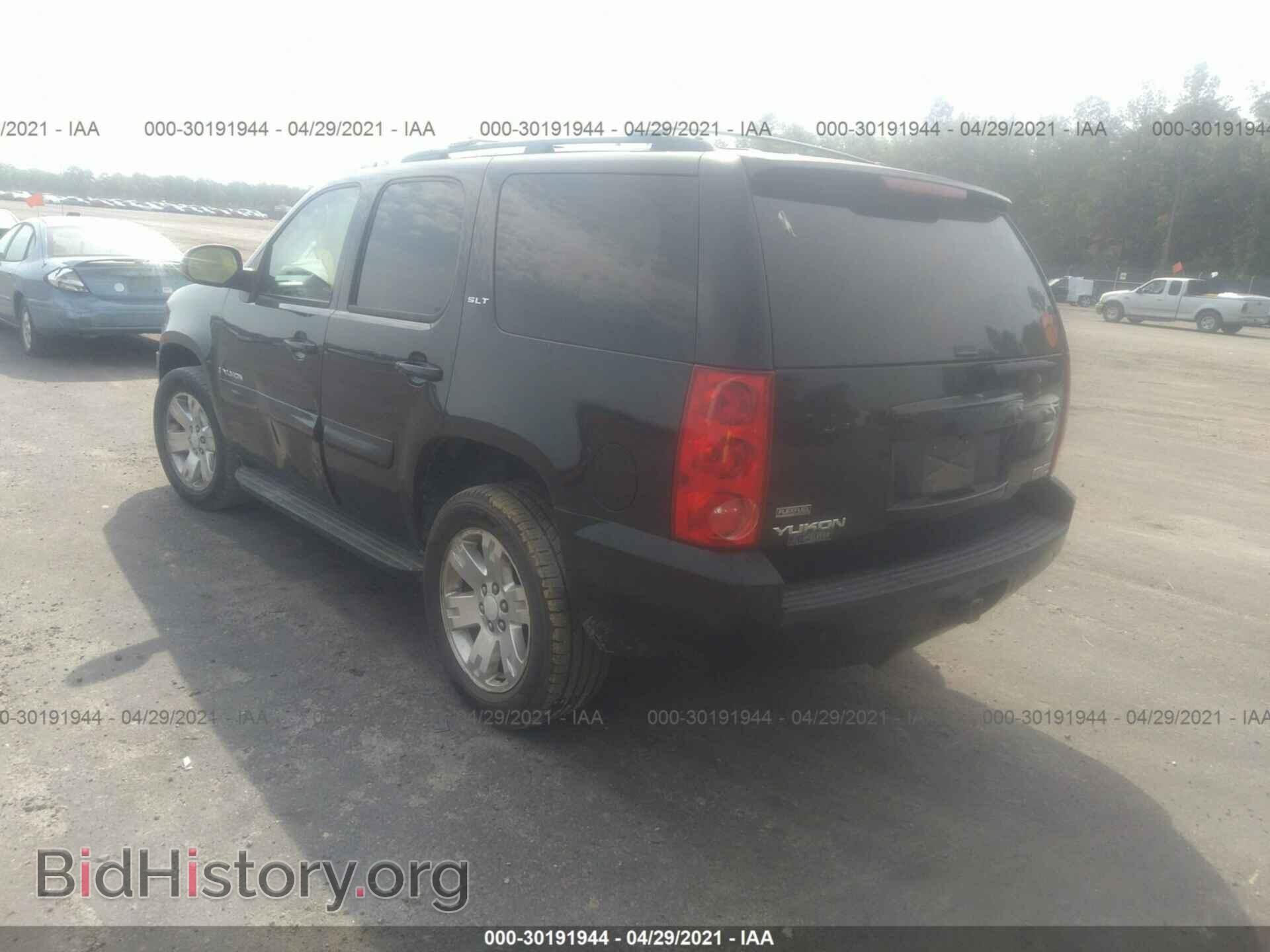 2007 GMC YUKON - VIN: 1GKFC13097R407764 - Photo 3