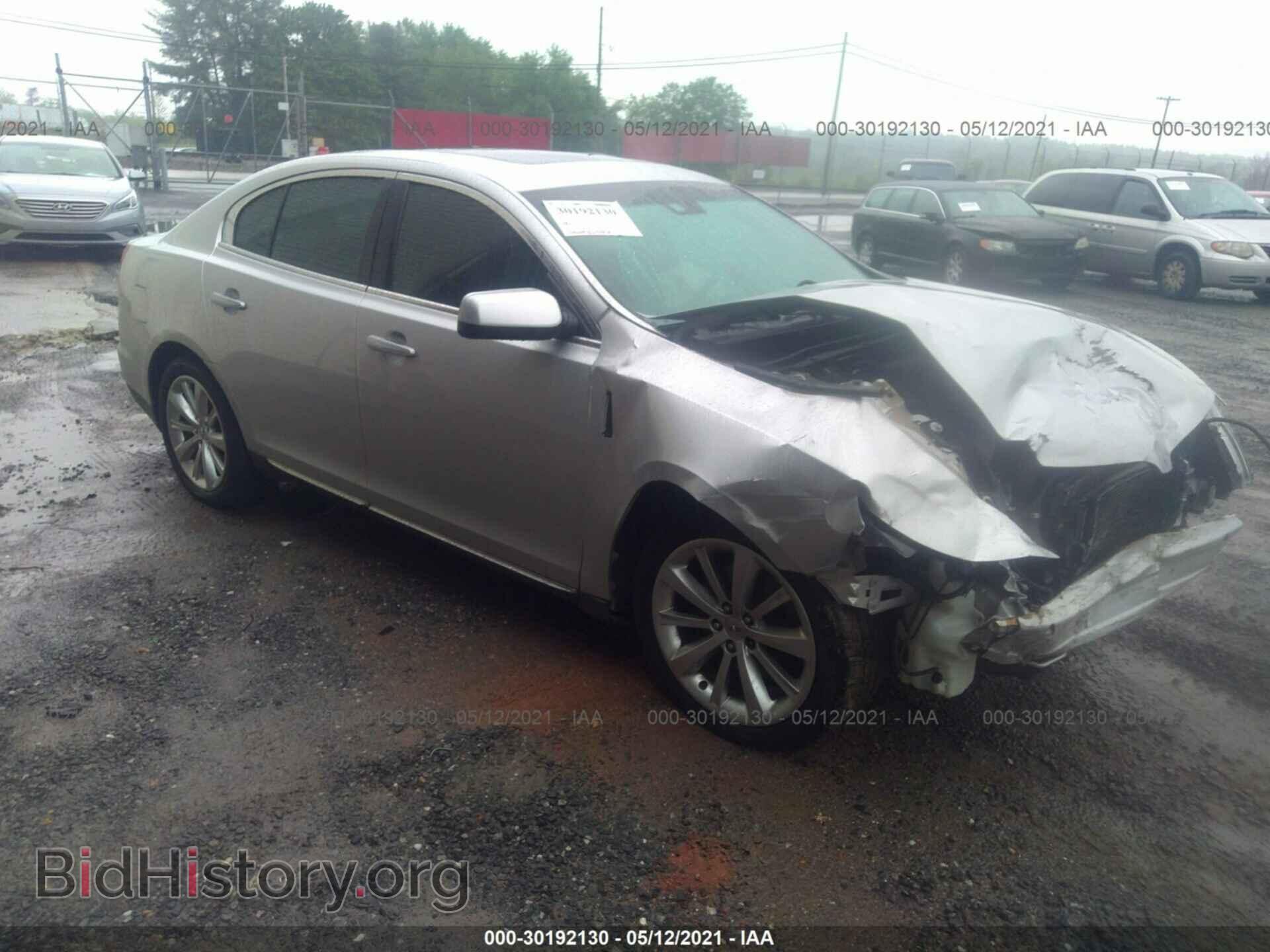 Photo 1LNHL9FT0BG611636 - LINCOLN MKS 2011