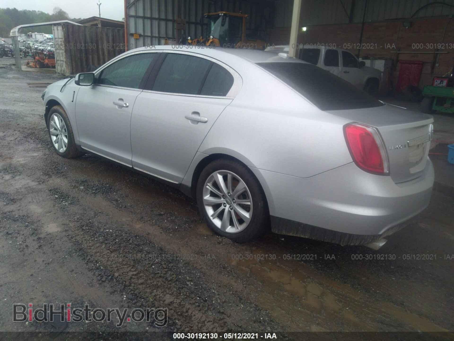 2011 LINCOLN MKS - VIN: 1LNHL9FT0BG611636 - Фото 3