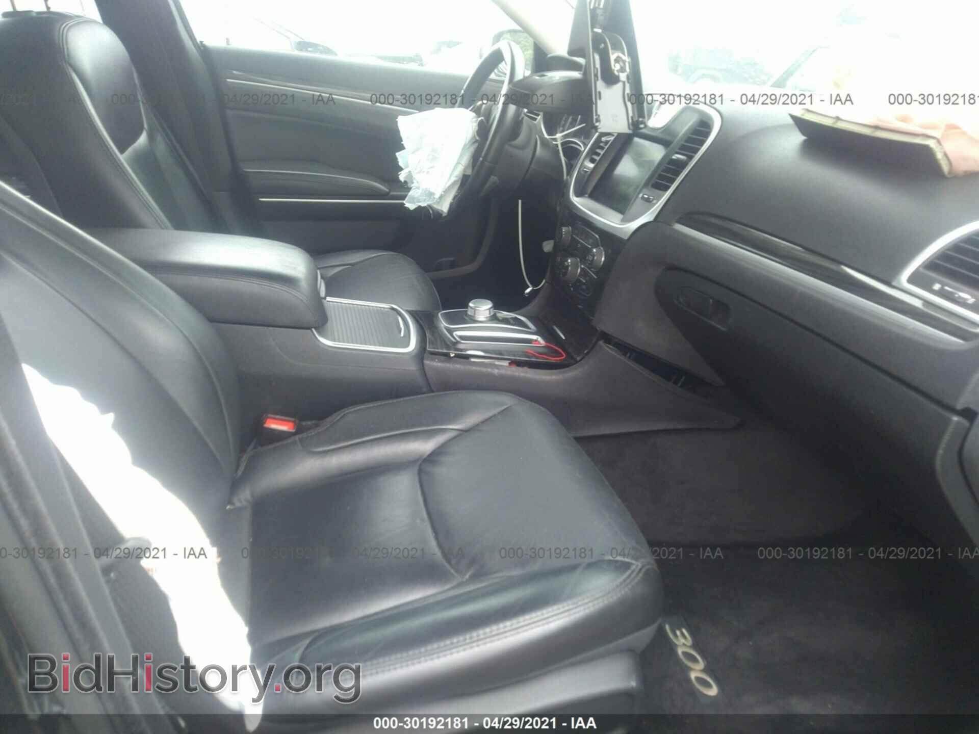 2017 CHRYSLER 300 - VIN: 2C3CCAAG7HH512209 - Фото 5