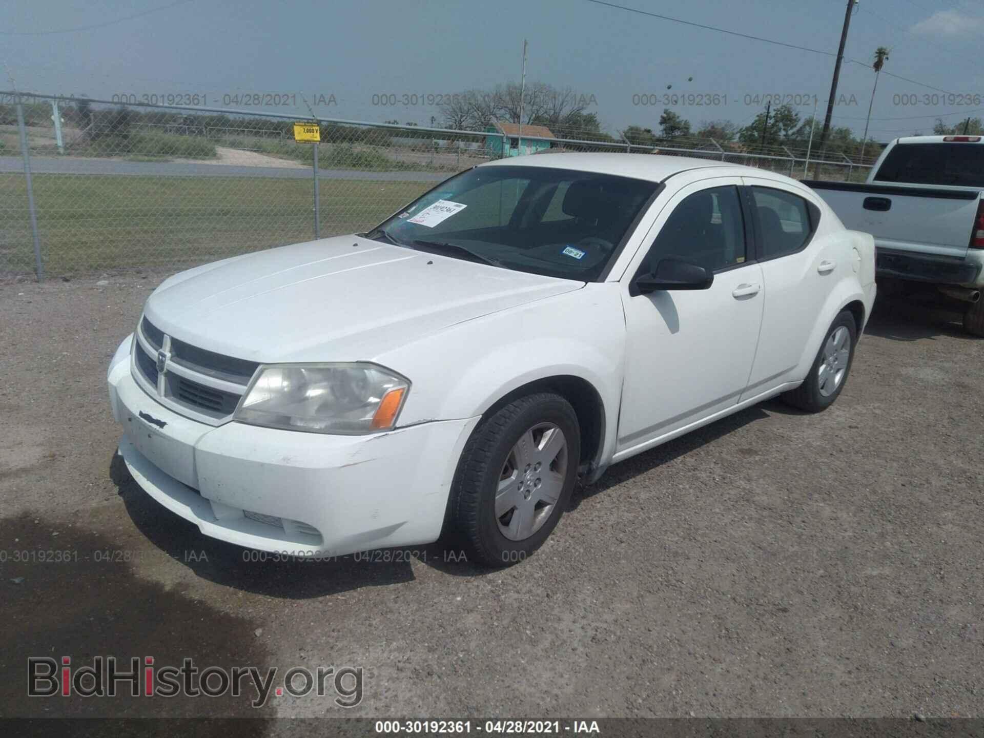 2010 DODGE AVENGER - VIN: 1B3CC4FB6AN107371 - Photo 2