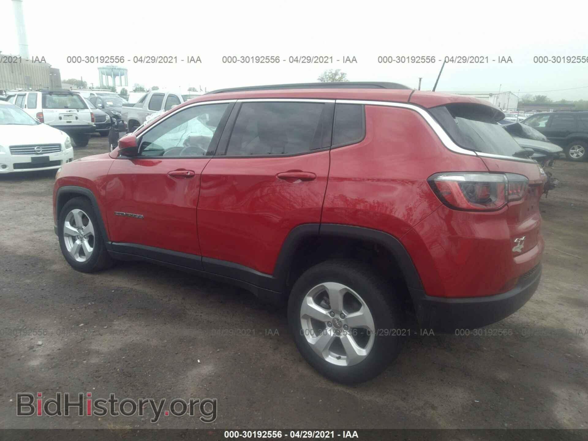 2018 JEEP COMPASS - VIN: 3C4NJDBB3JT366791 - Фото 3