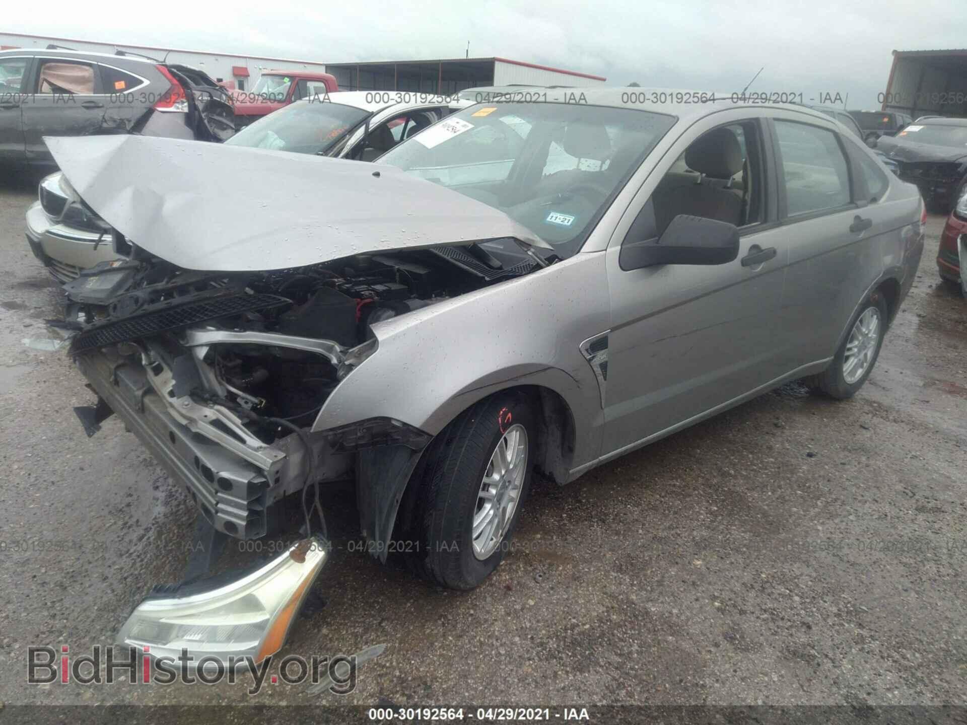 2008 FORD FOCUS - VIN: 1FAHP35N18W154350 - Фото 2