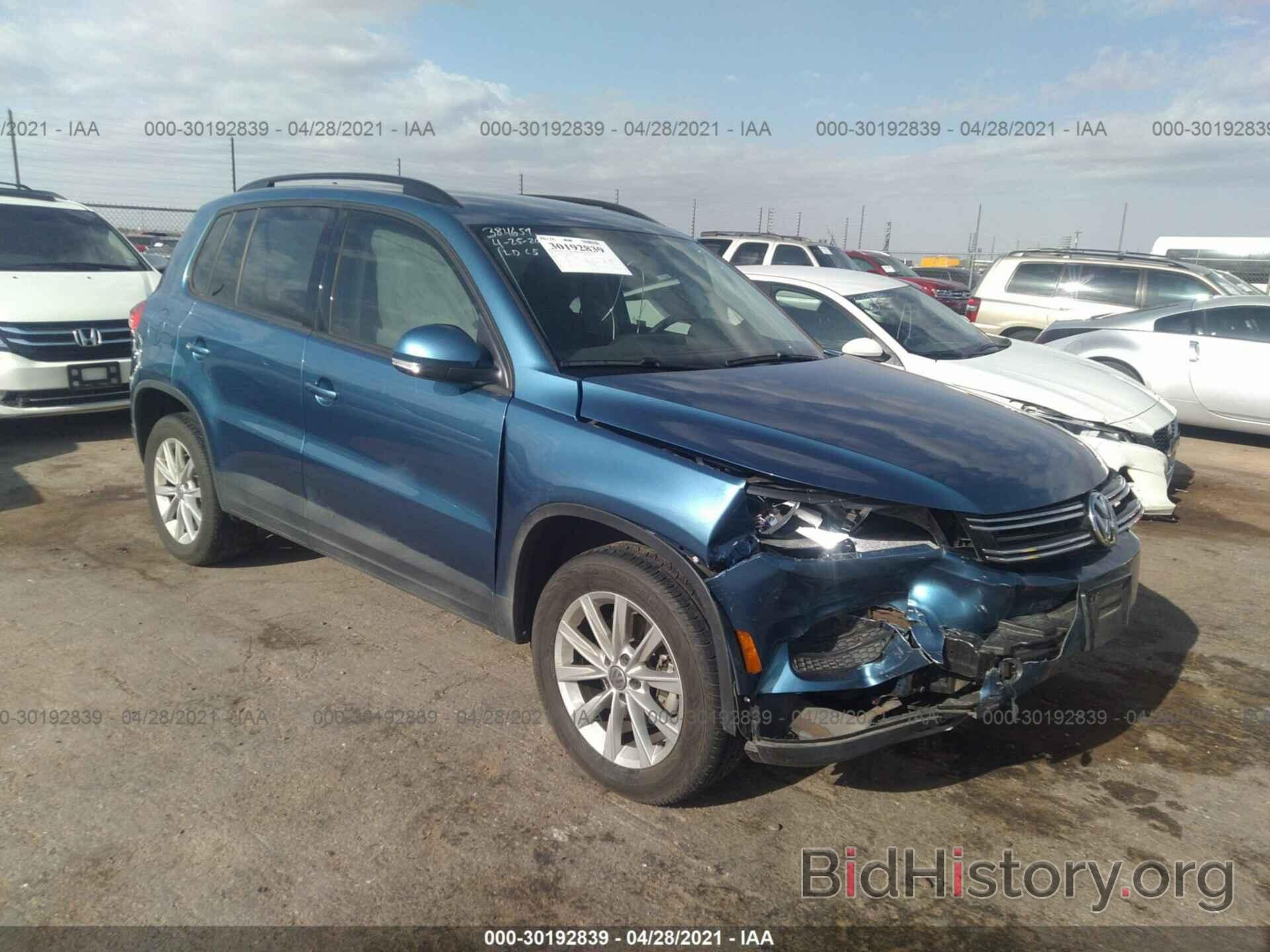 Photo WVGBV7AX5HK043016 - VOLKSWAGEN TIGUAN 2017