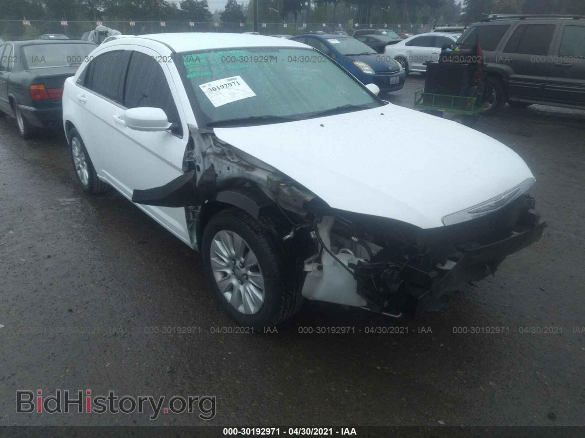 Фотография 1C3CCBAB6DN734588 - CHRYSLER 200 2013