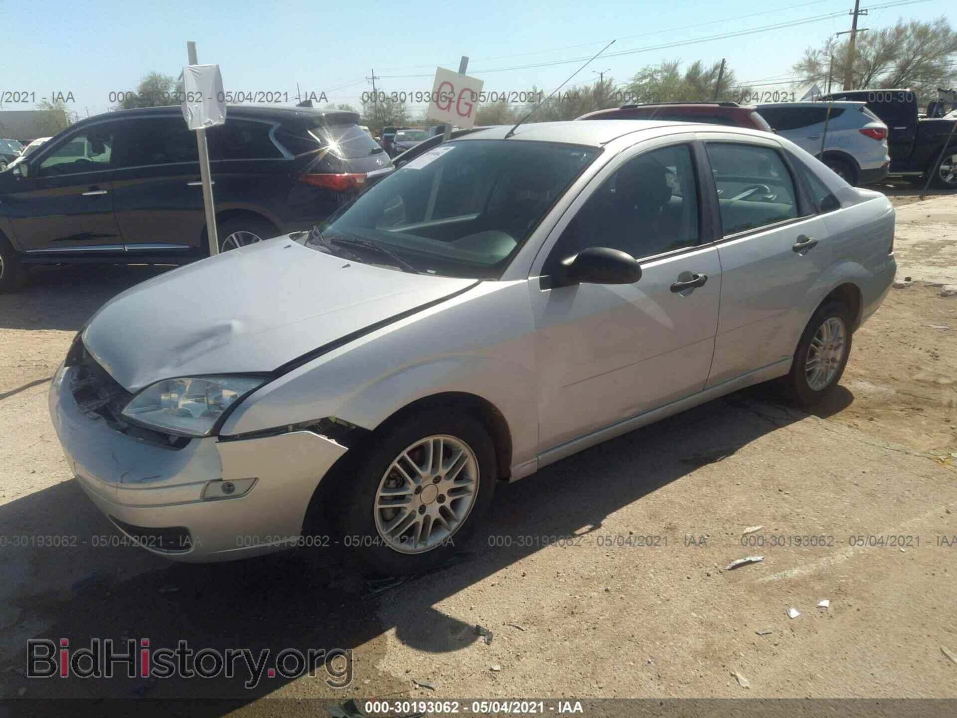 2007 FORD FOCUS - VIN: 1FAFP34N77W287105 - Фото 2