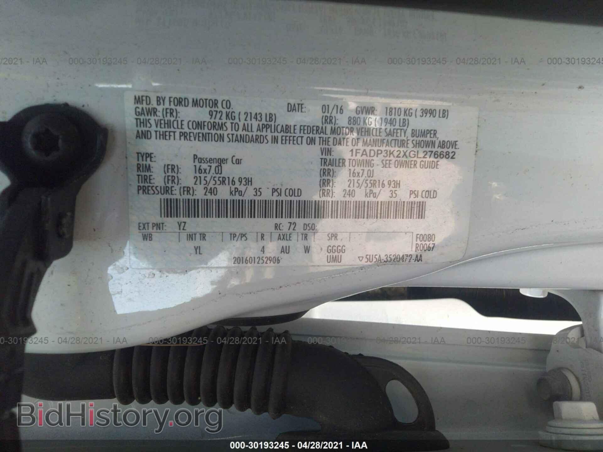 2016 FORD FOCUS - VIN: 1FADP3K2XGL276682 - Фото 9
