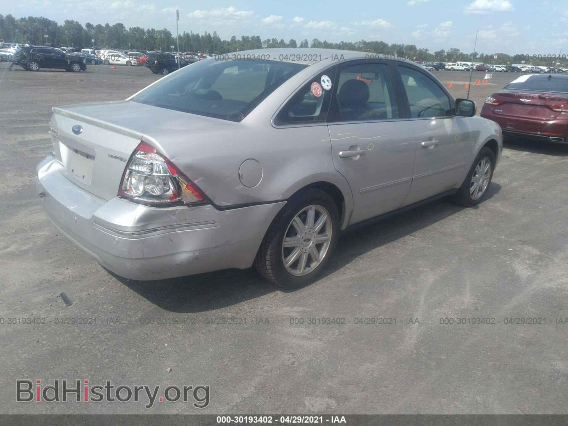2006 FORD FIVE HUNDRED - VIN: 1FAHP28126G122744 - Фото 4