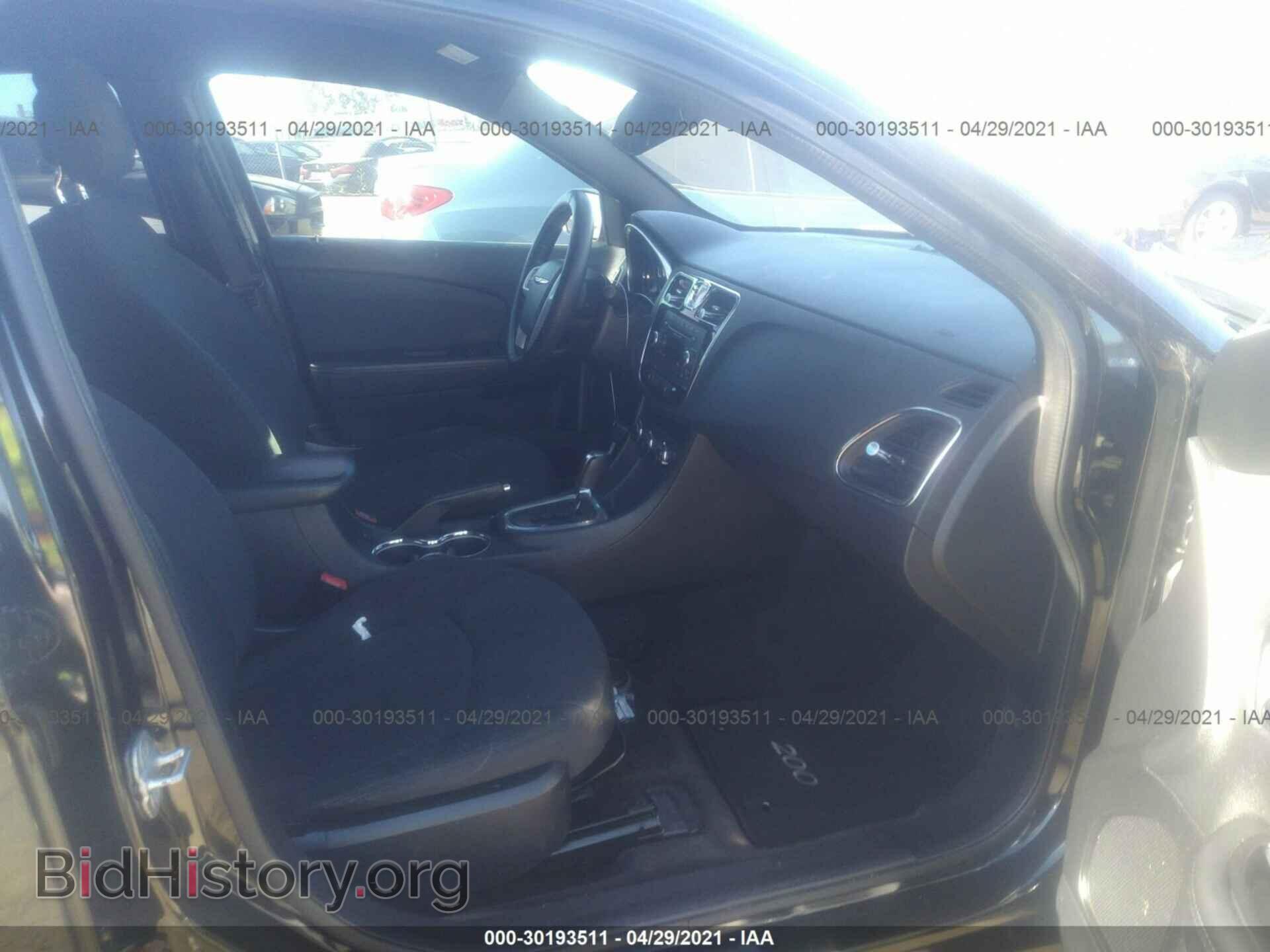 2012 CHRYSLER 200 - VIN: 1C3CCBBG0CN221765 - Photo 5