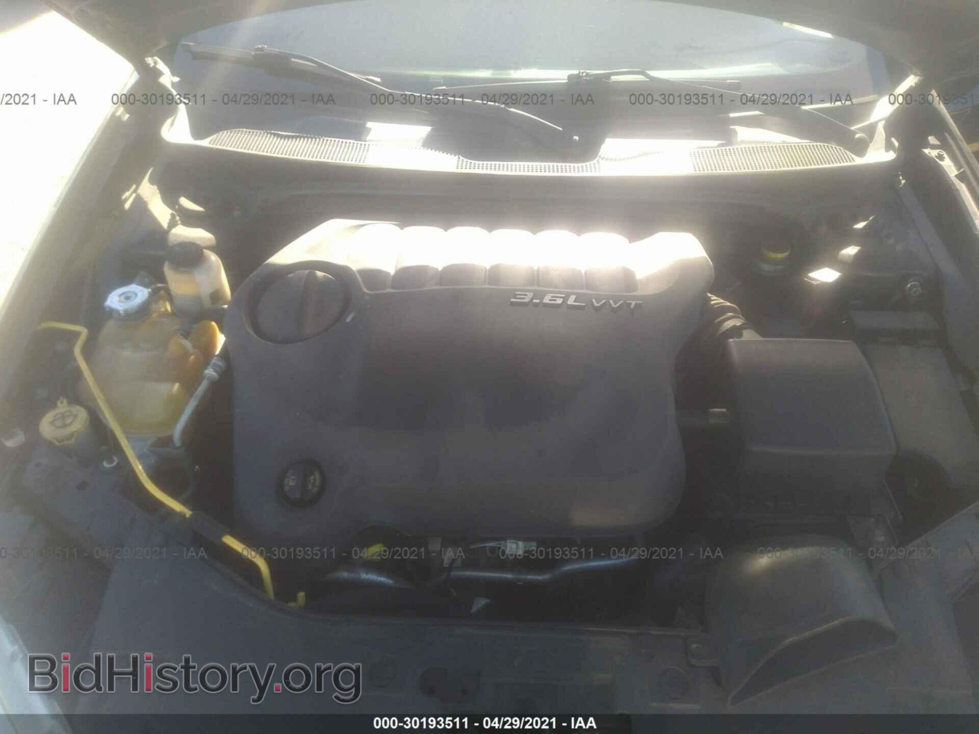2012 CHRYSLER 200 - VIN: 1C3CCBBG0CN221765 - Photo 10