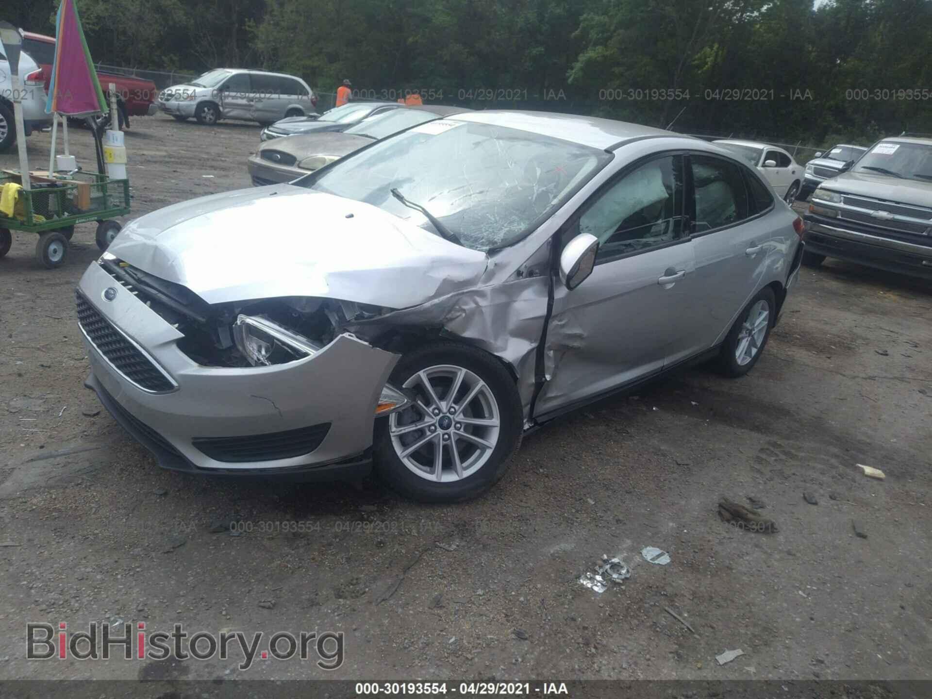 2017 FORD FOCUS - VIN: 1FADP3F2XHL304847 - Фото 2