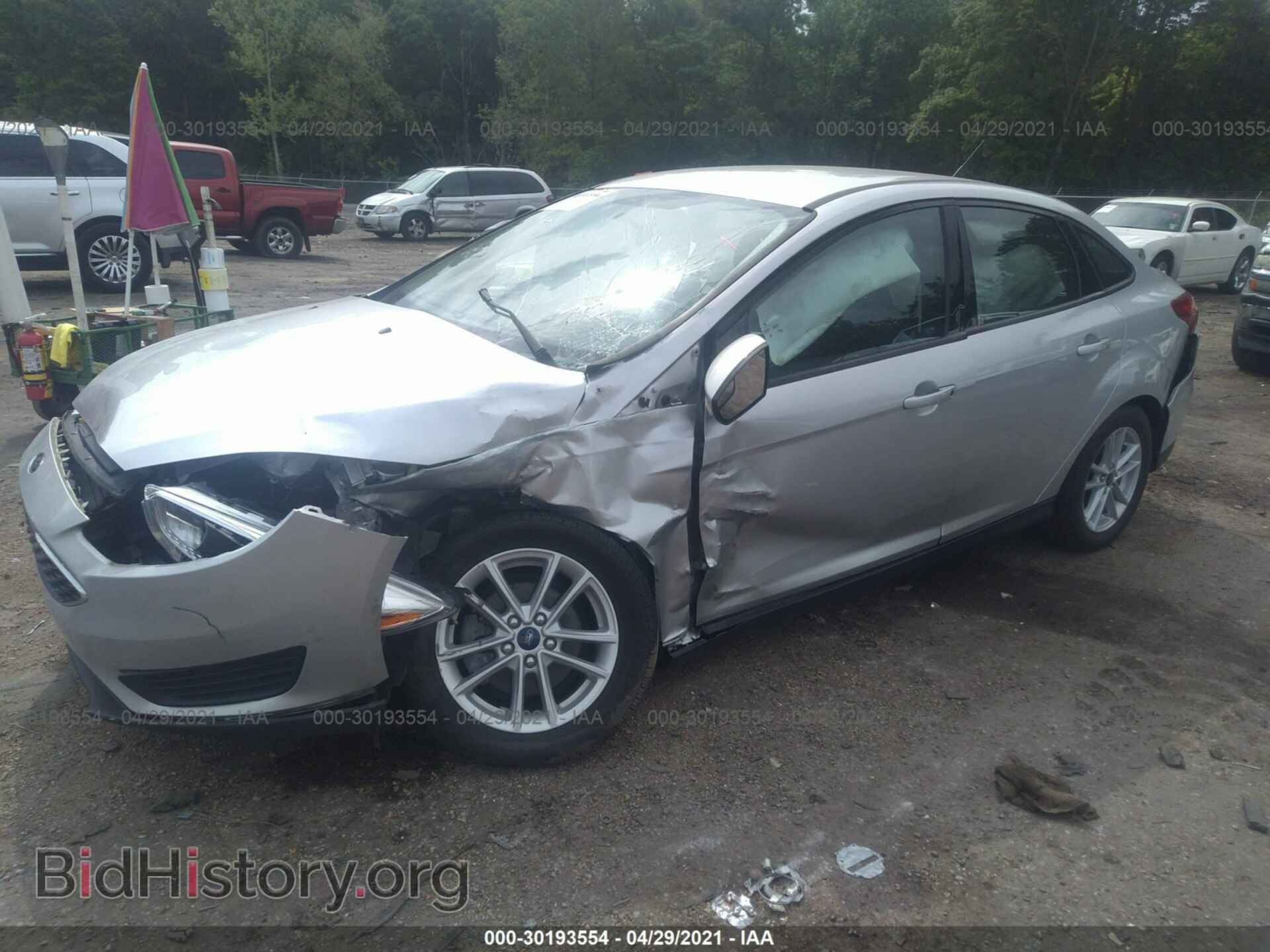 2017 FORD FOCUS - VIN: 1FADP3F2XHL304847 - Фото 6