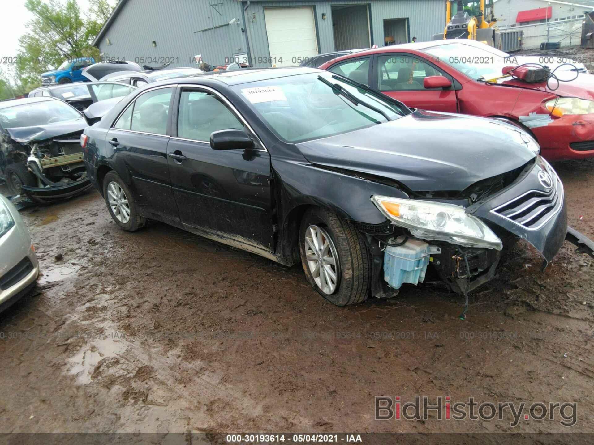 Photo 4T1BK3EK2BU126009 - TOYOTA CAMRY 2011