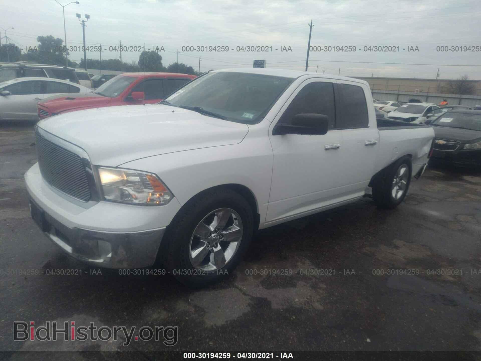 2015 RAM 1500 - VIN: 1C6RR6GT2FS561465 - Photo 2