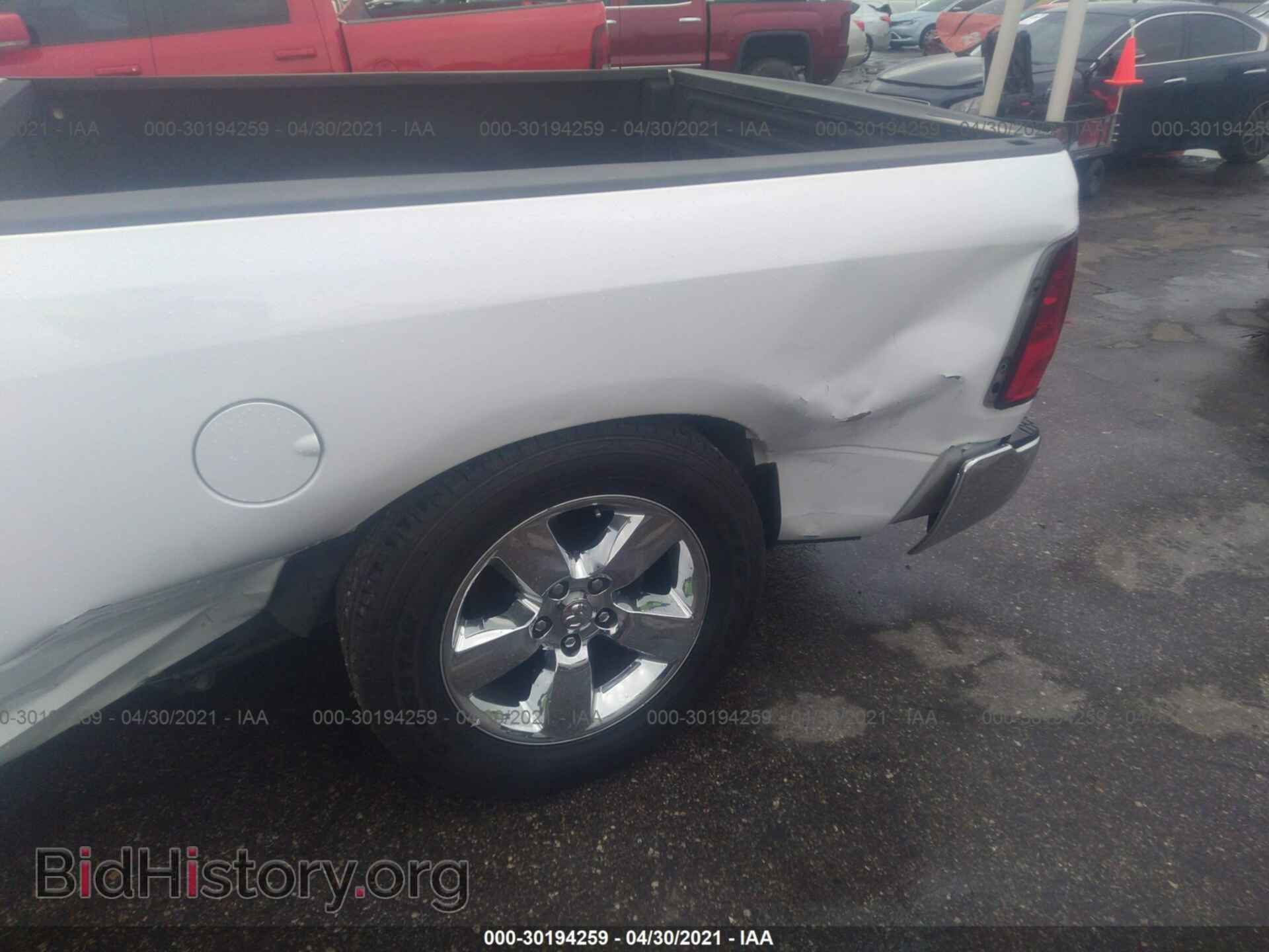 2015 RAM 1500 - VIN: 1C6RR6GT2FS561465 - Photo 6