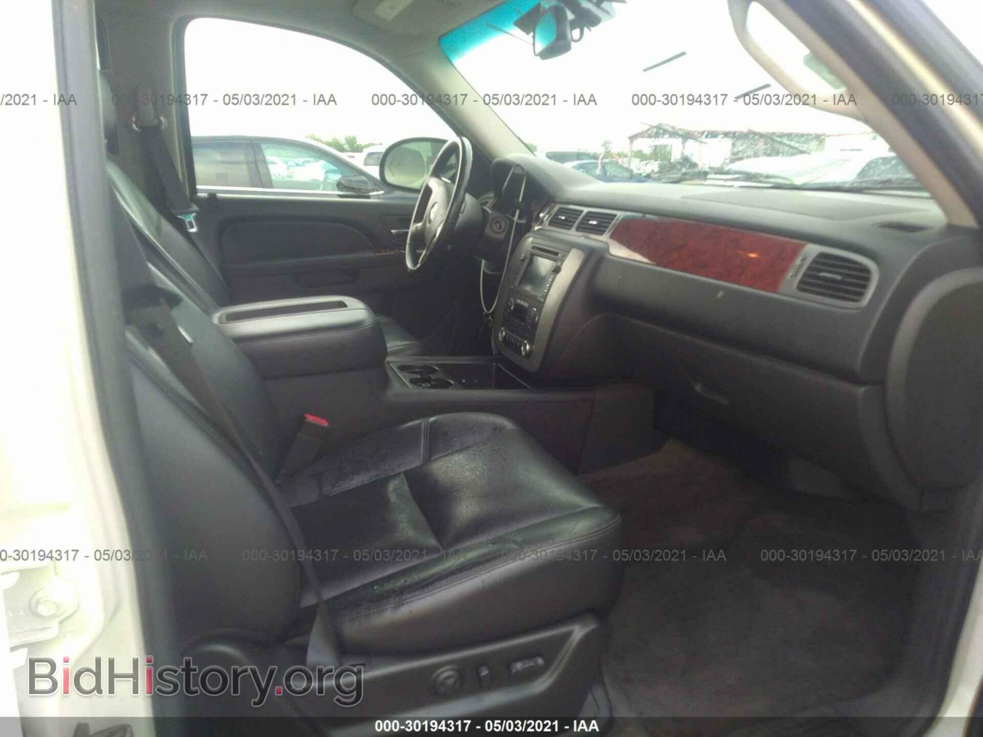 2011 GMC YUKON - VIN: 1GKS1CE02BR217732 - Фото 5