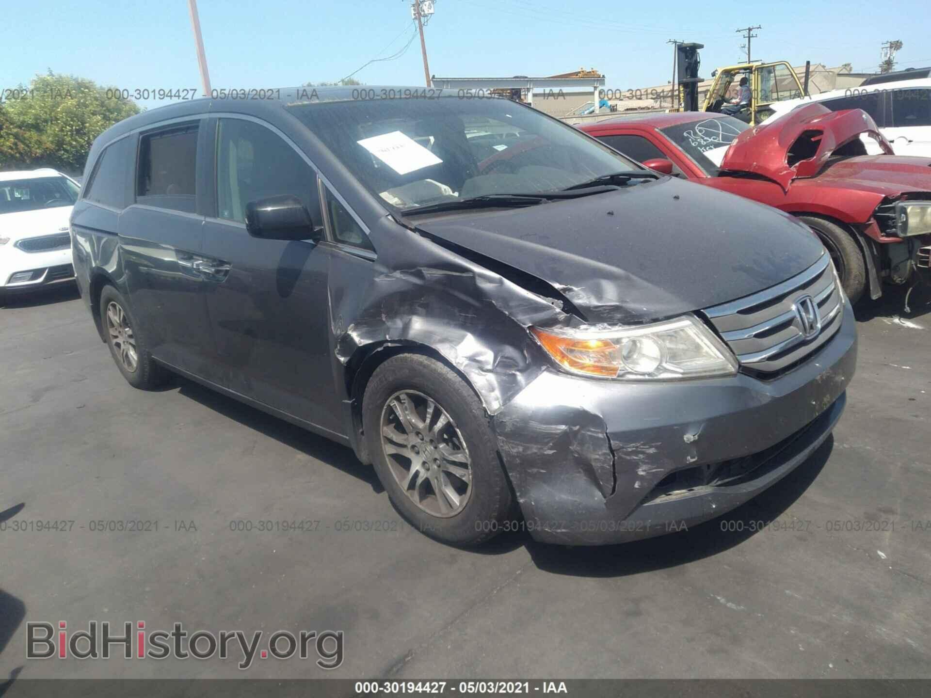 Photo 5FNRL5H64BB068231 - HONDA ODYSSEY 2011