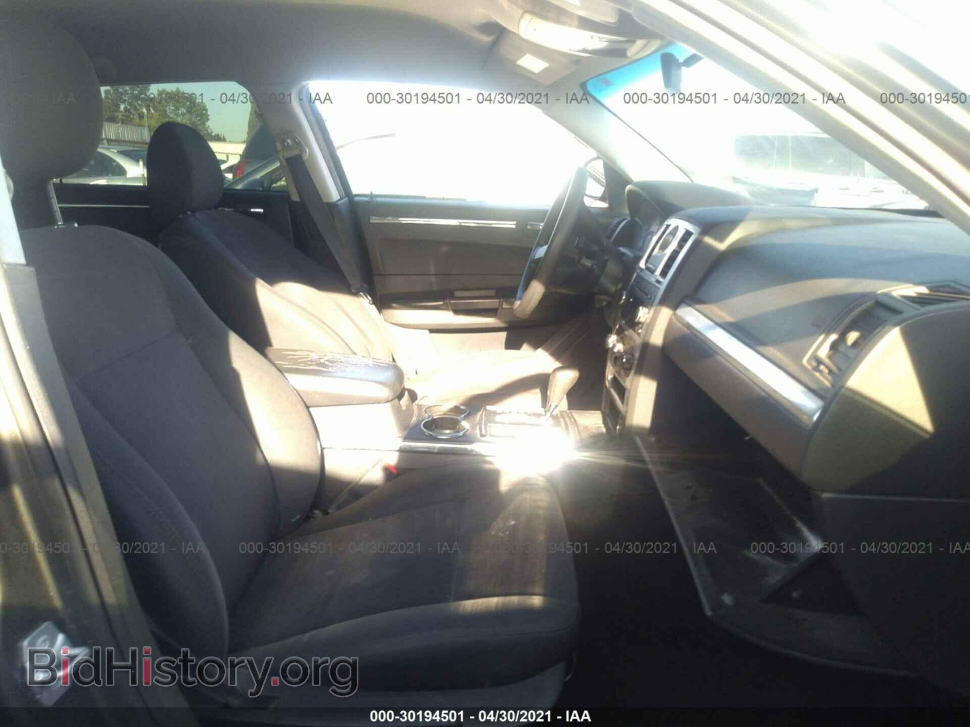 2010 CHRYSLER 300 - VIN: 2C3CA4CD7AH150155 - Фото 5